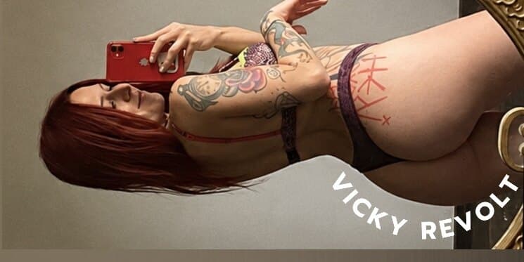 VICKYLICIUS 👅 banner image