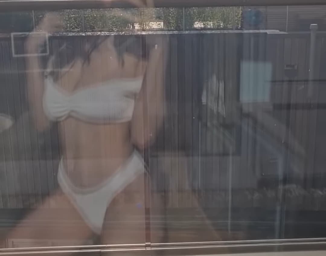 Danielle Sharp banner image