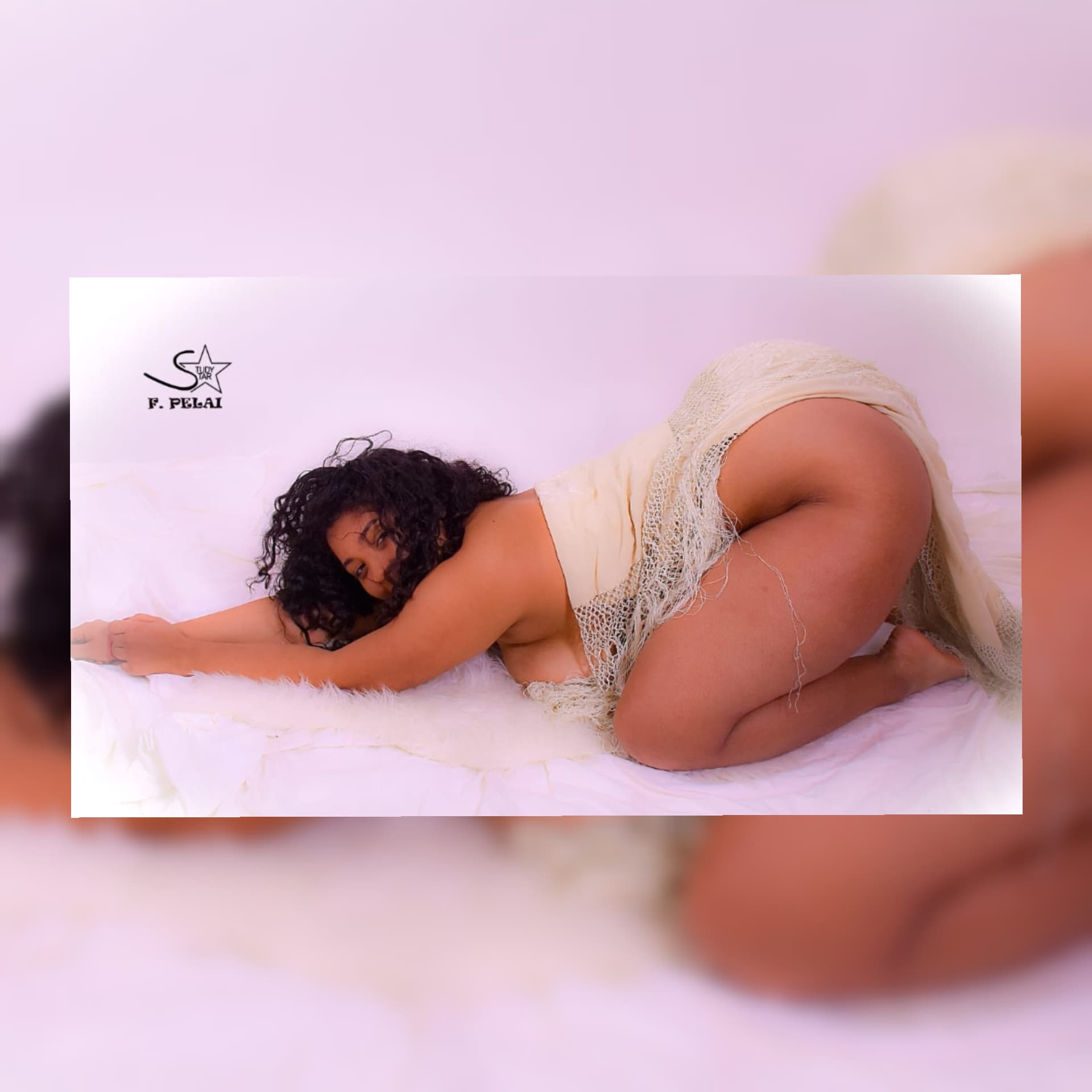 Maite R banner image