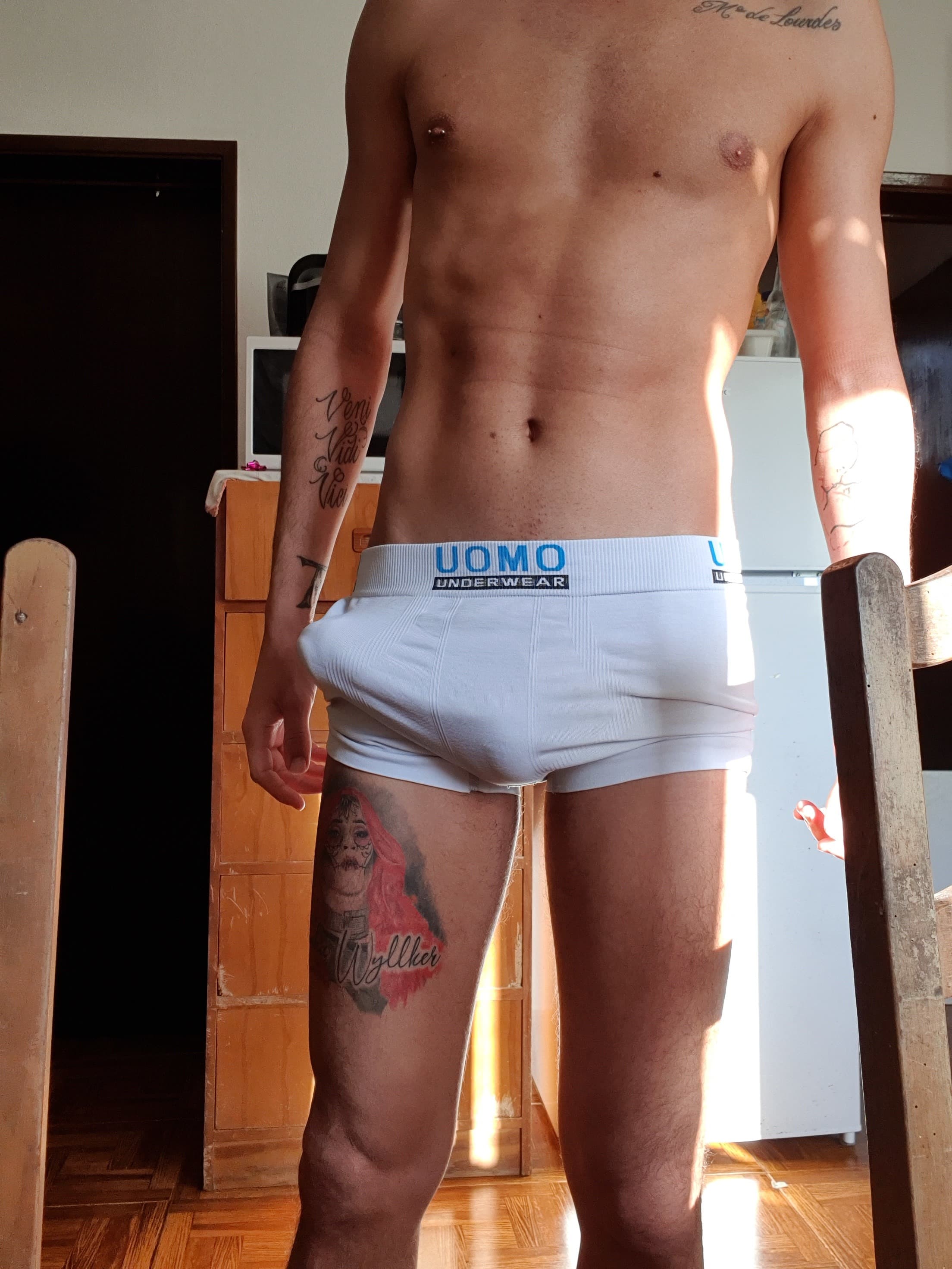 DINHO XL banner image