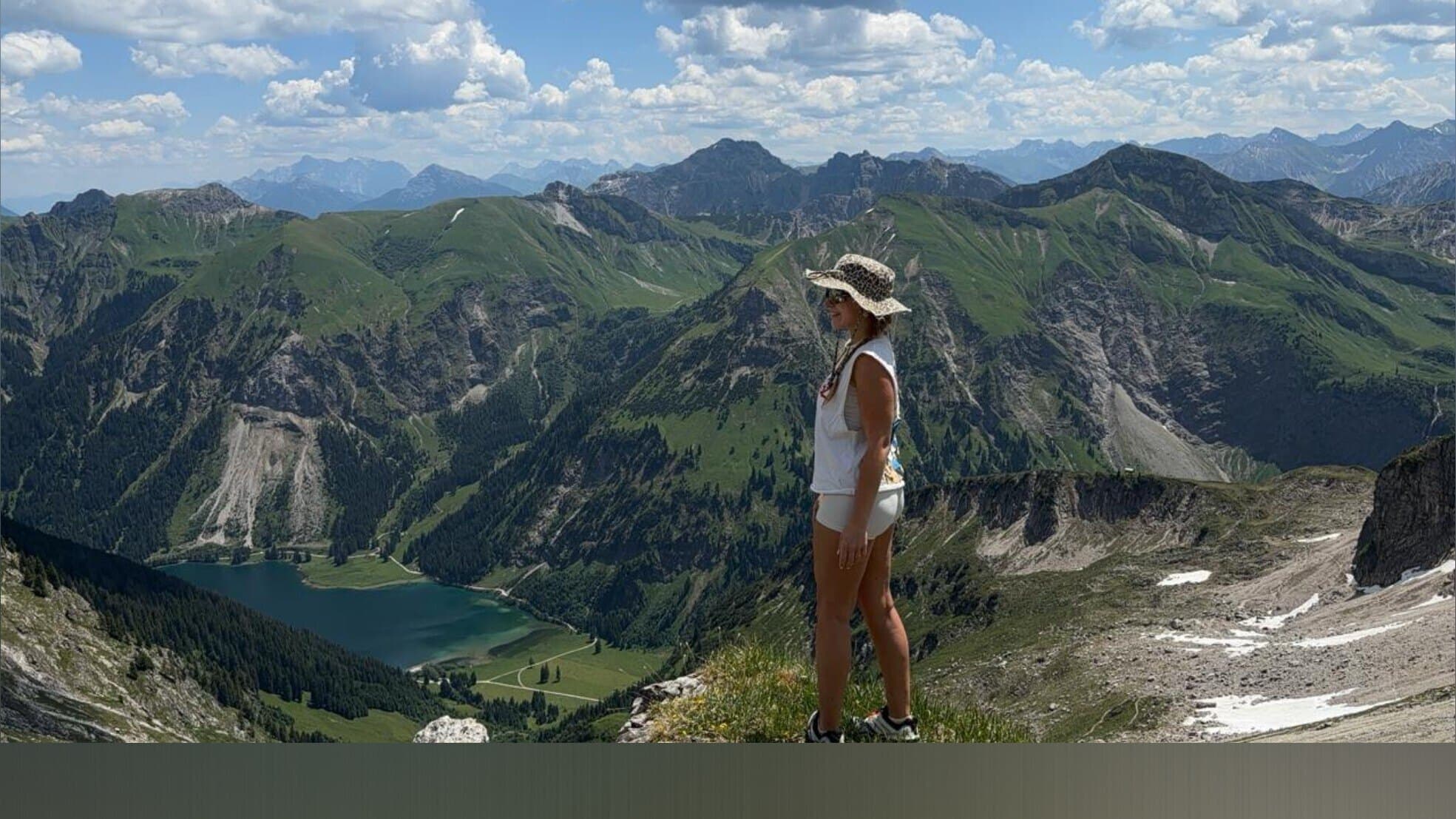 Just Abby 💚 banner image