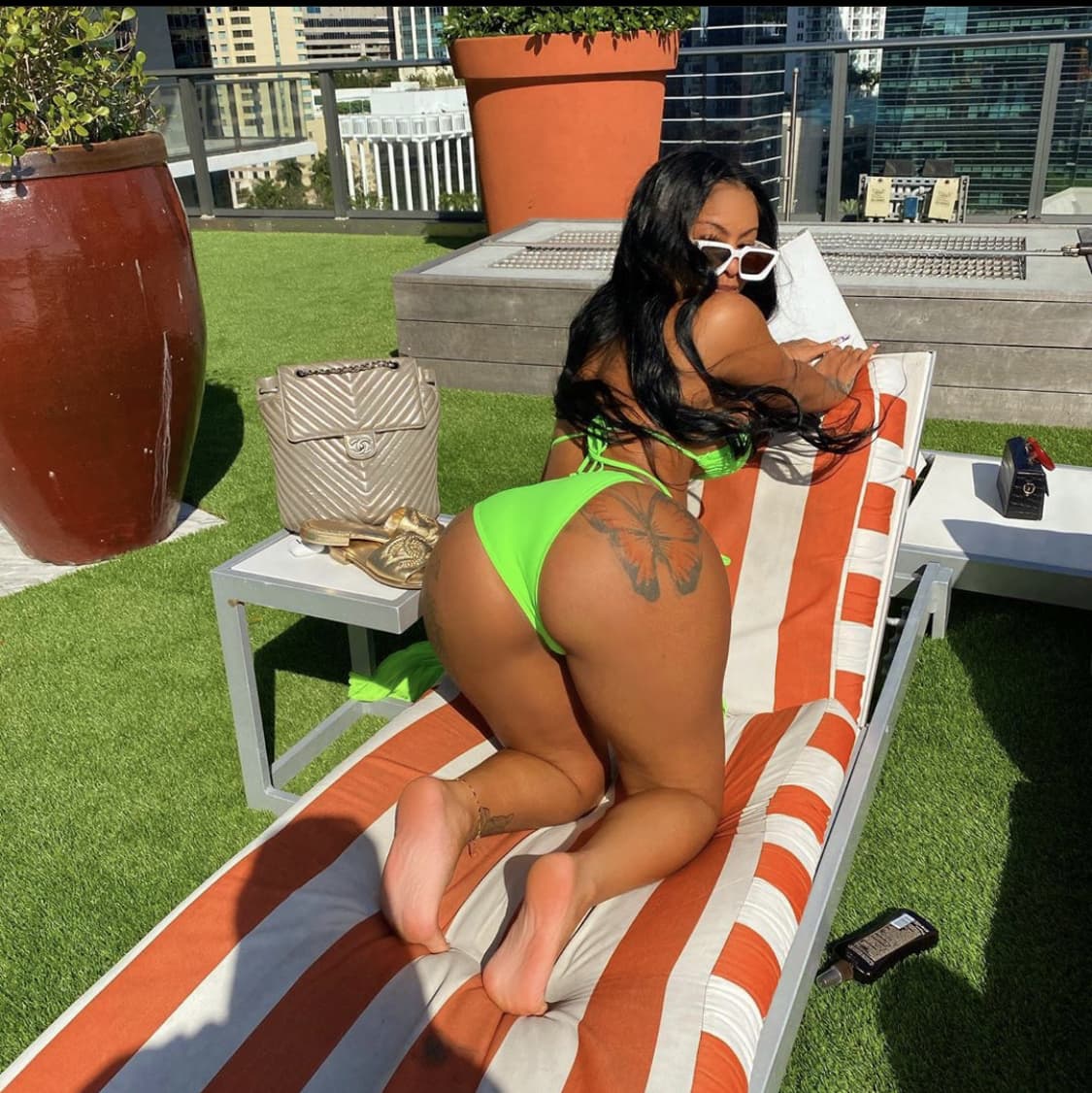 Alexis Skyy banner image