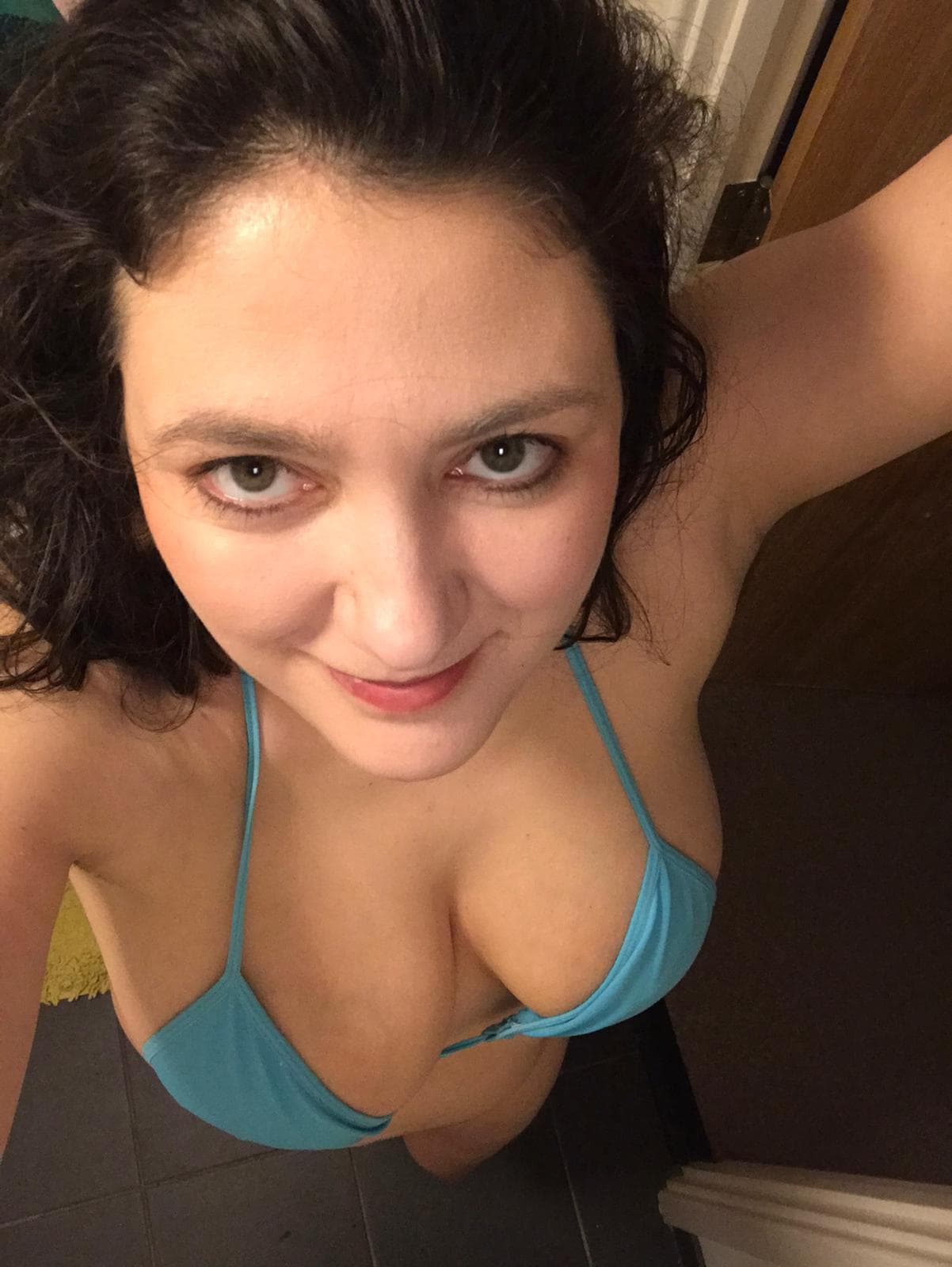 nudeveronika banner image
