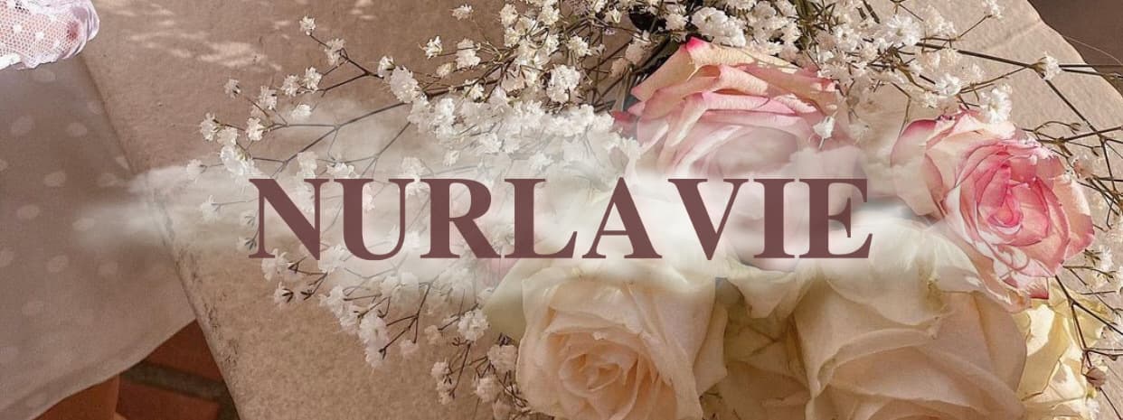 🌸✨𝕃𝕒 𝕍𝕚𝕖 𝔼𝕟 ℝ𝕠𝕤𝕖✨🌸 banner image