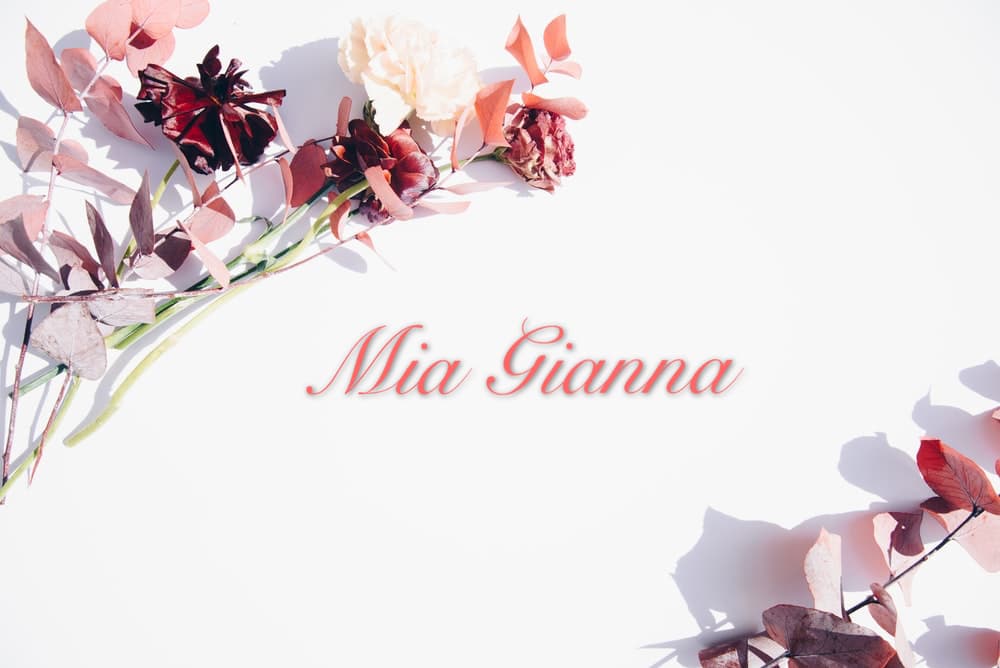 Mia Gianna banner image
