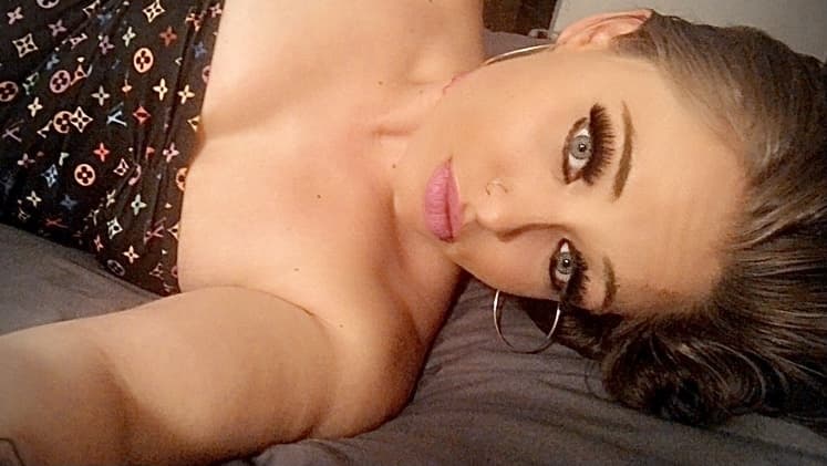Raven 💋 banner image
