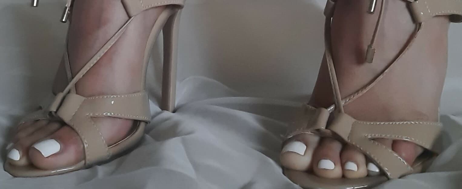 <3Tinyfeet banner image