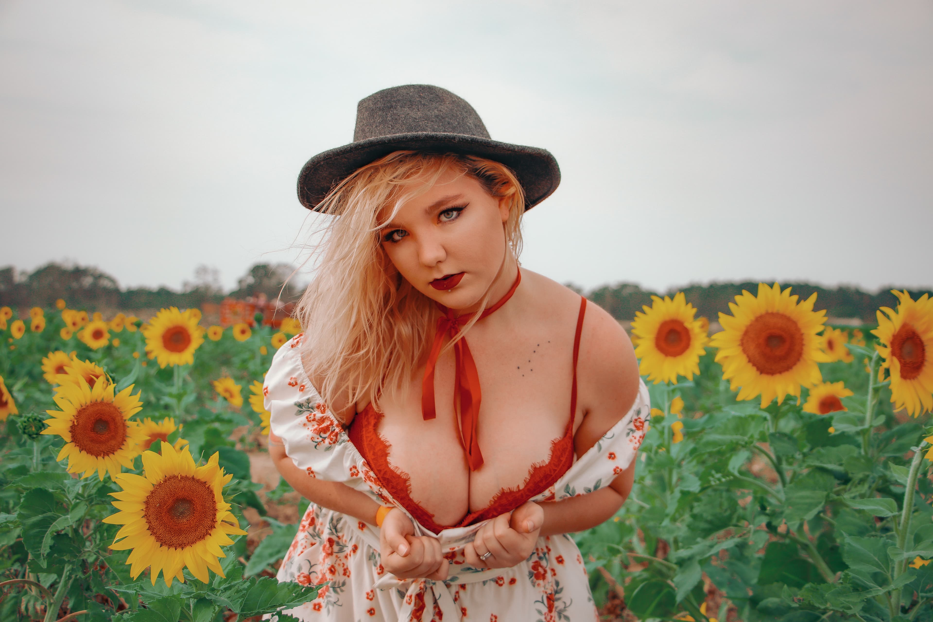 Vicci Oaks banner image