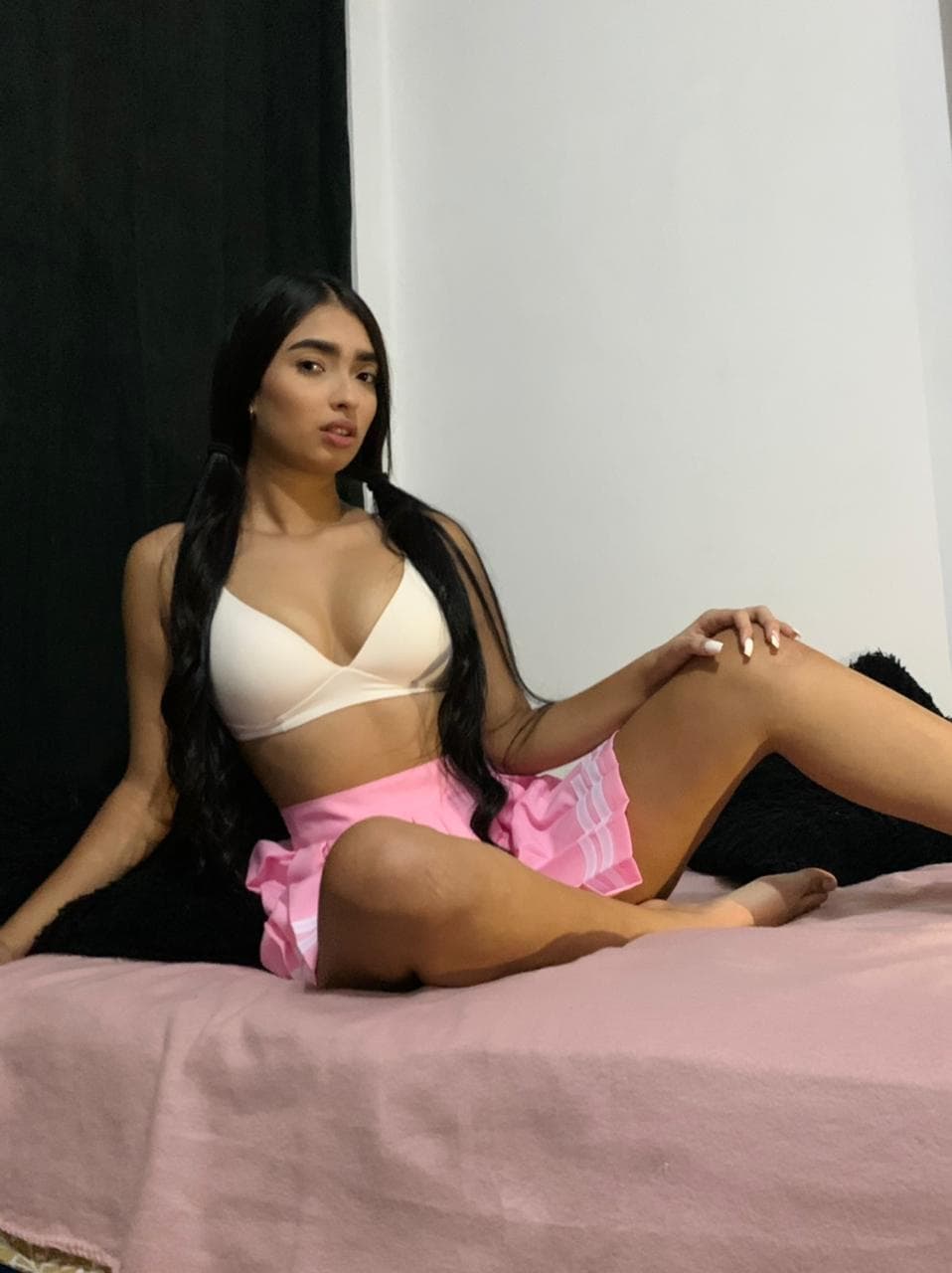 Valentina Velásquez banner image