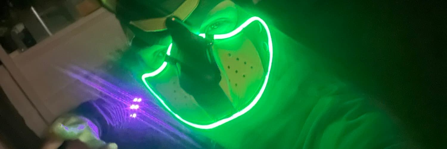 Máximo The LED Pup banner image
