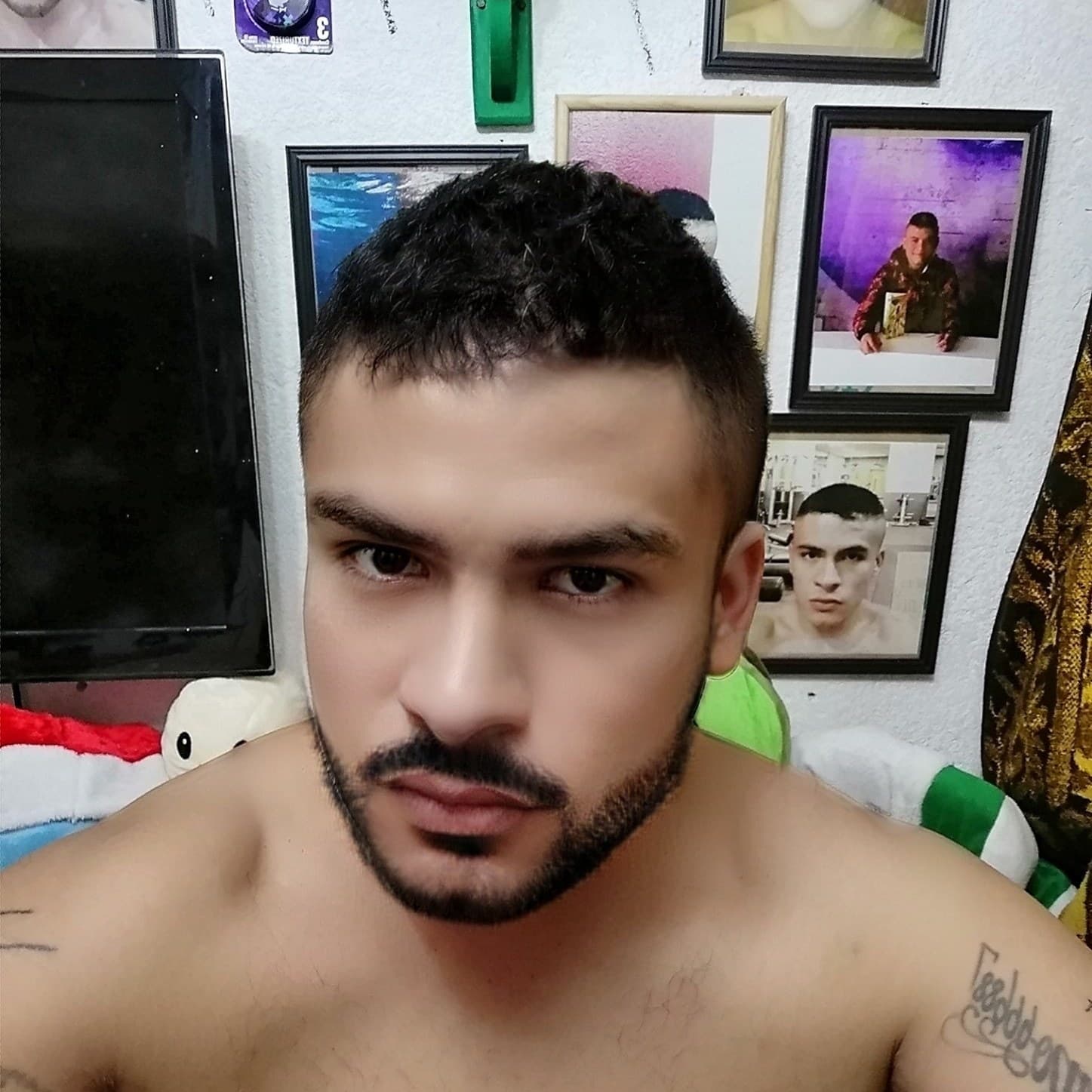 Luisito privado banner image