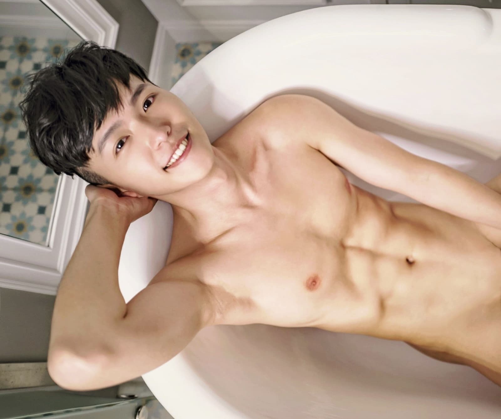 廷佑 TingYo banner image