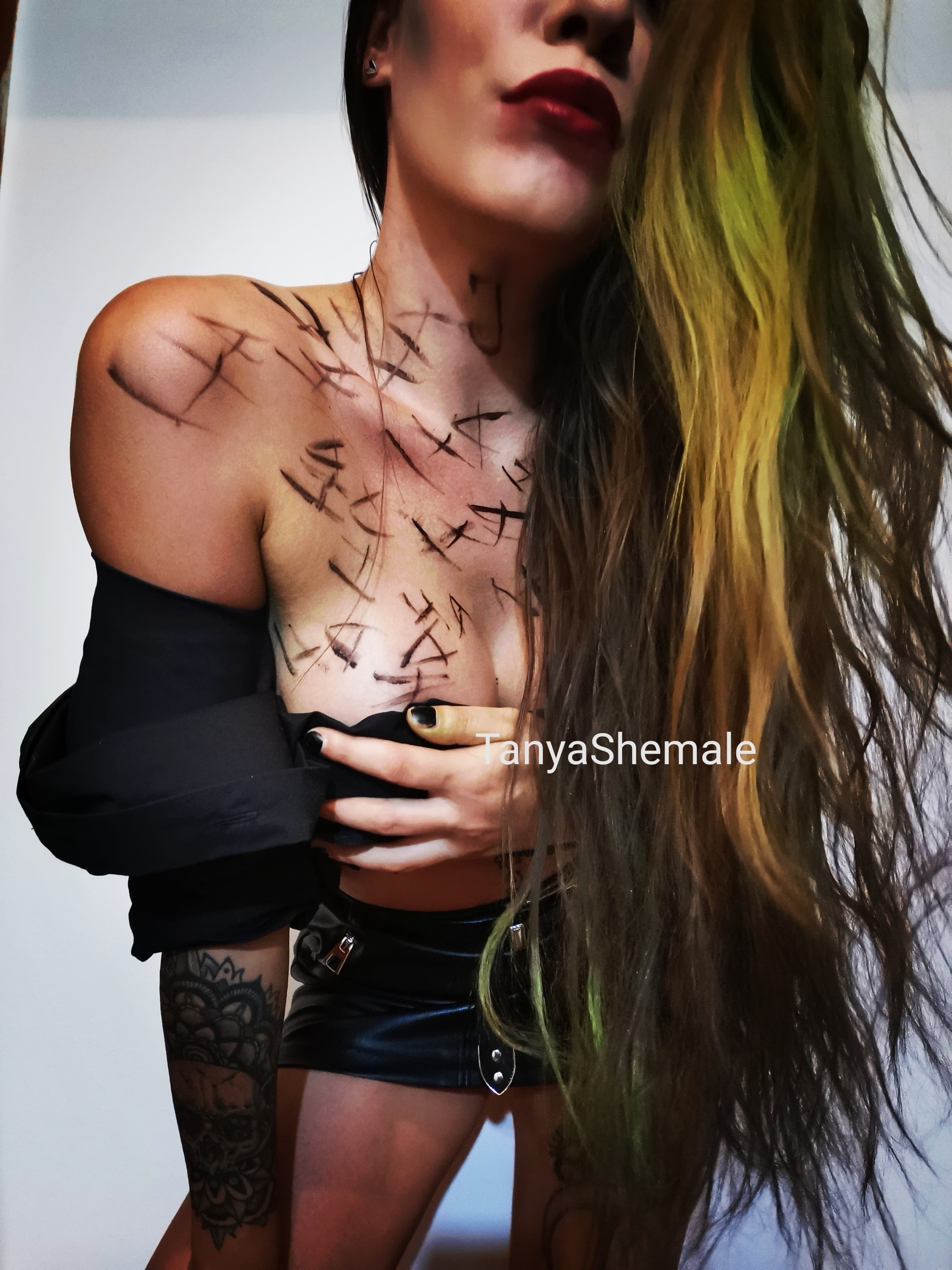 TanyaDomm banner image
