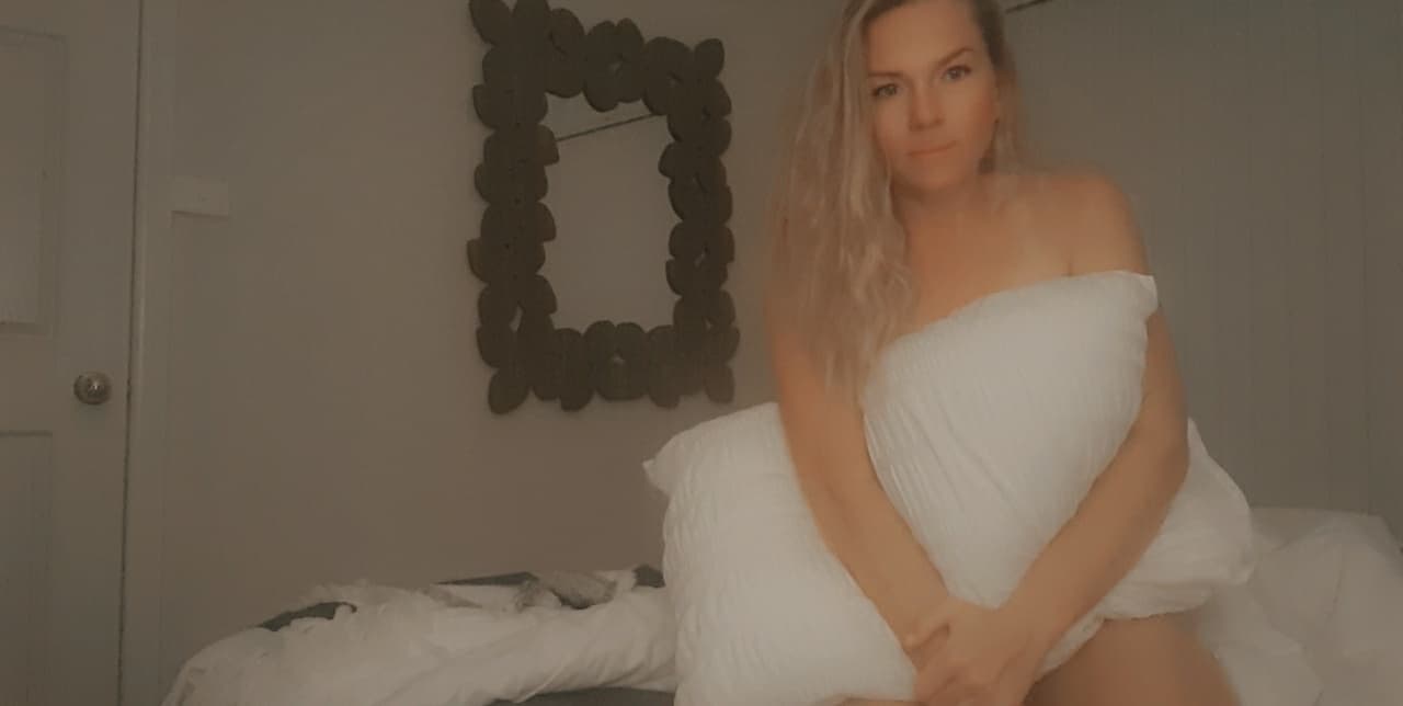 Ittie_bittie_titties banner image