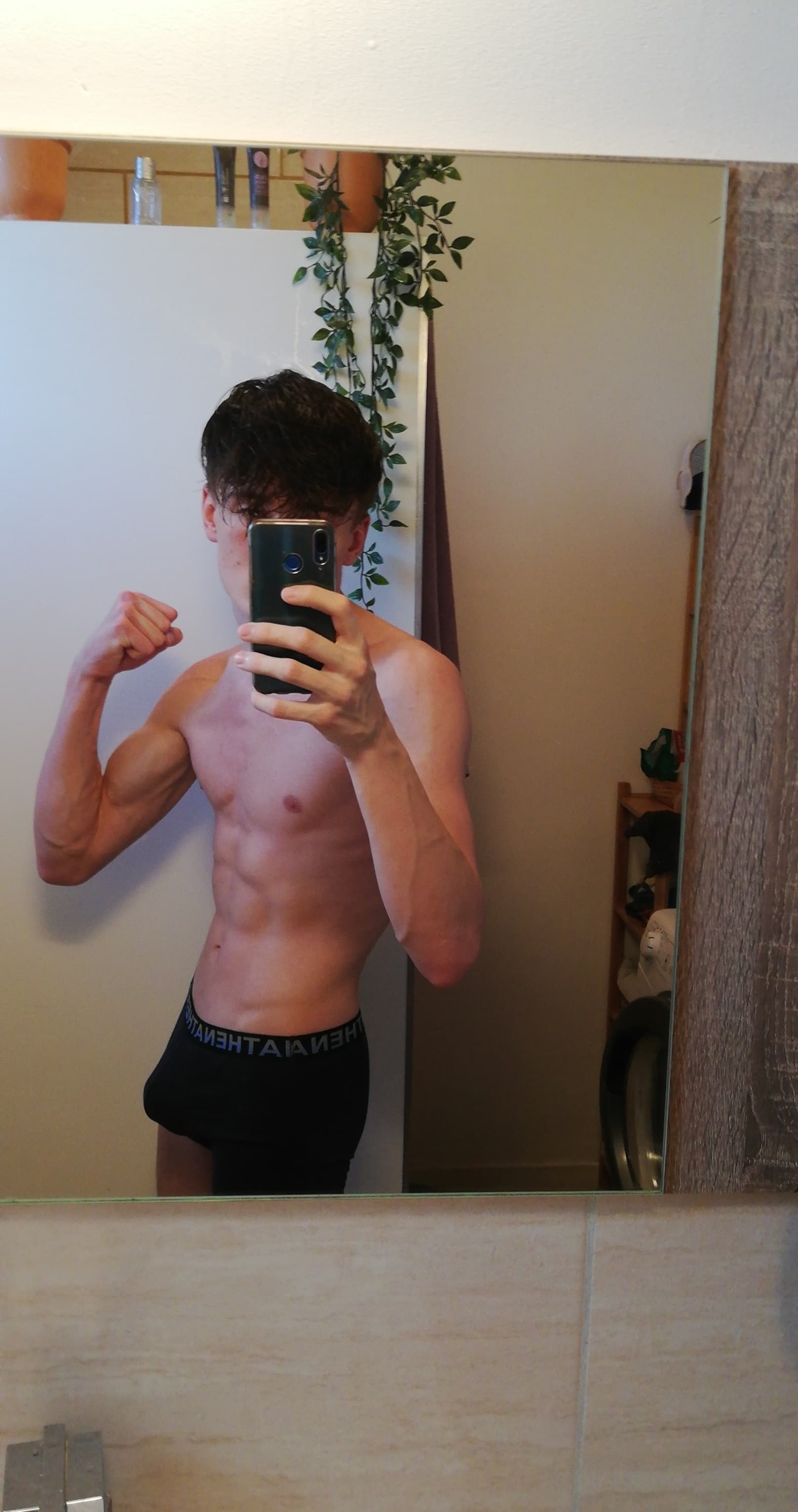 _Teennude17 banner image