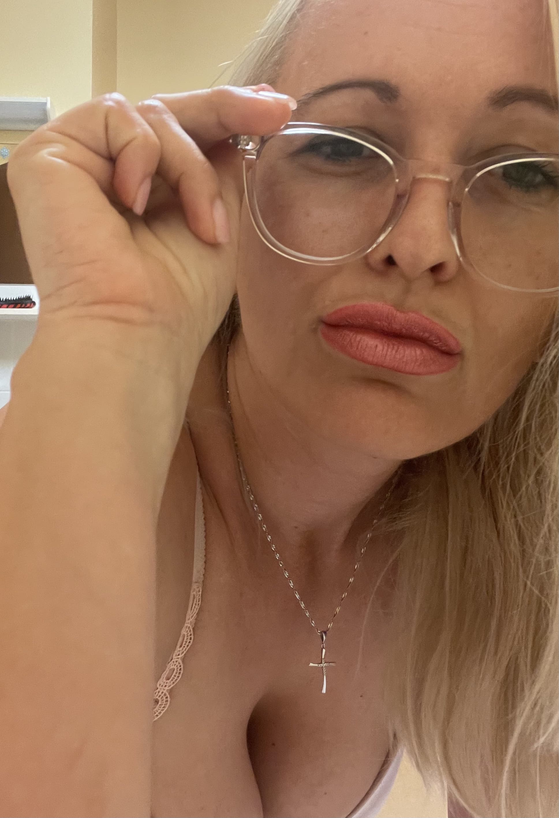 Monique banner image