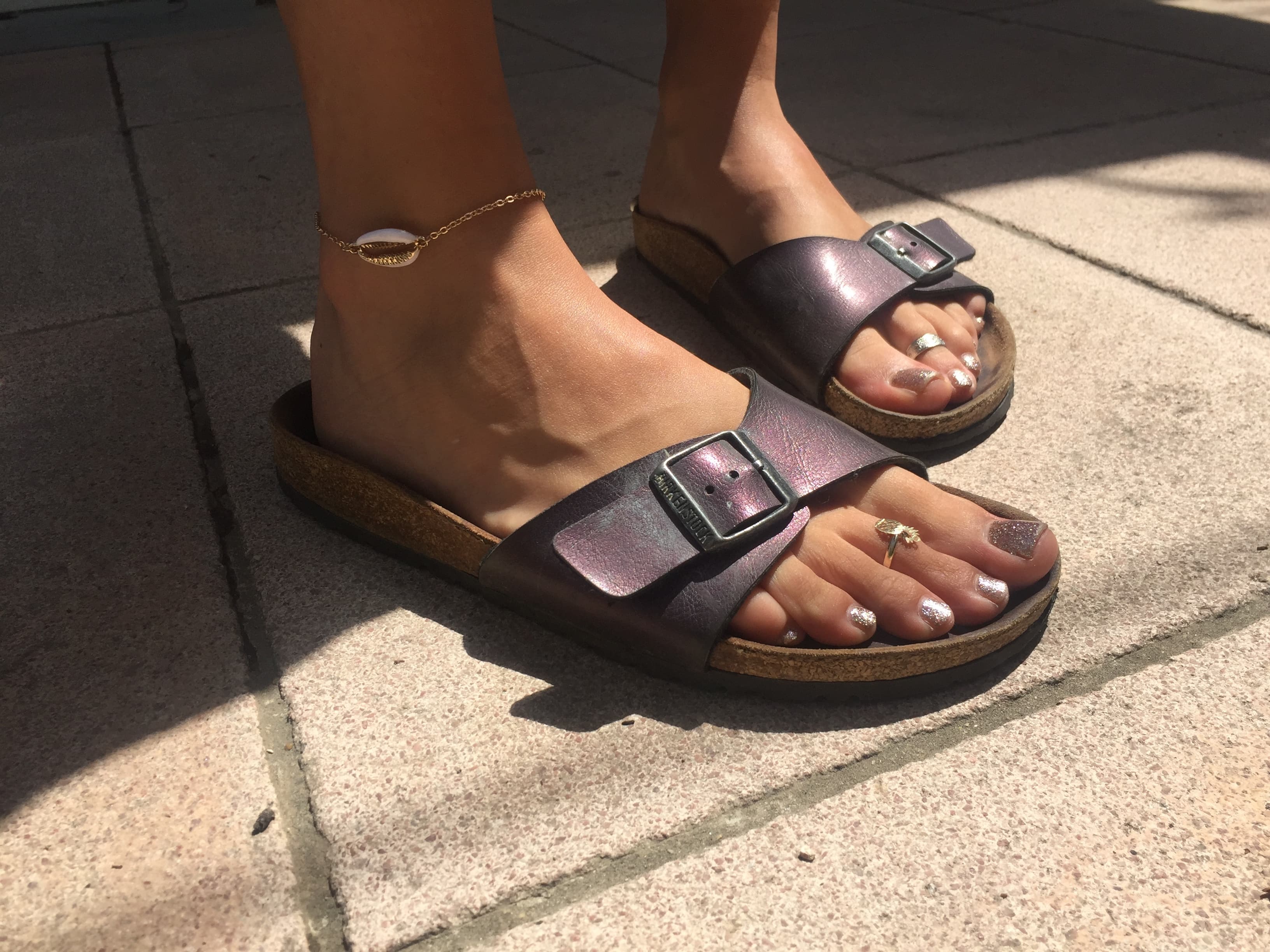 Miss pretty foot banner image