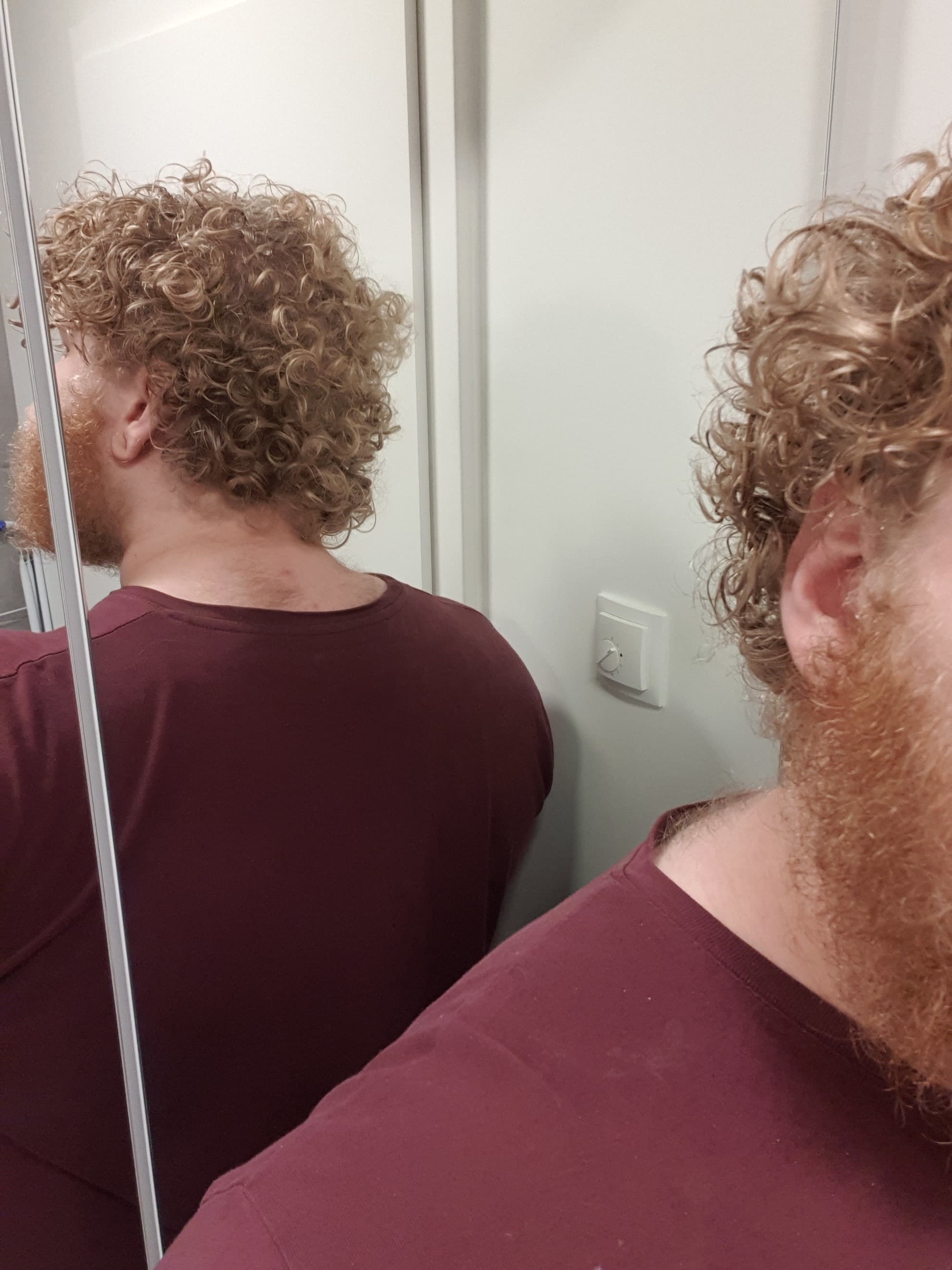 Curly_boii banner image