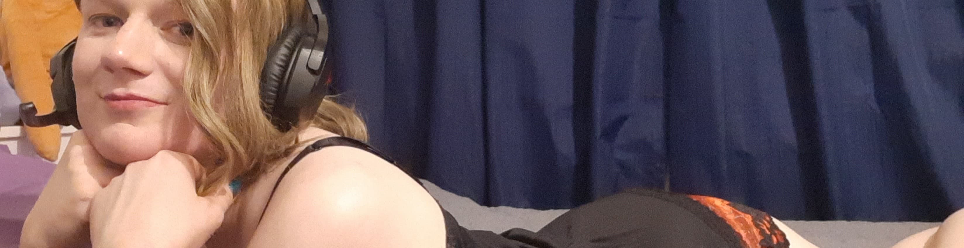 Klaire Cynns banner image