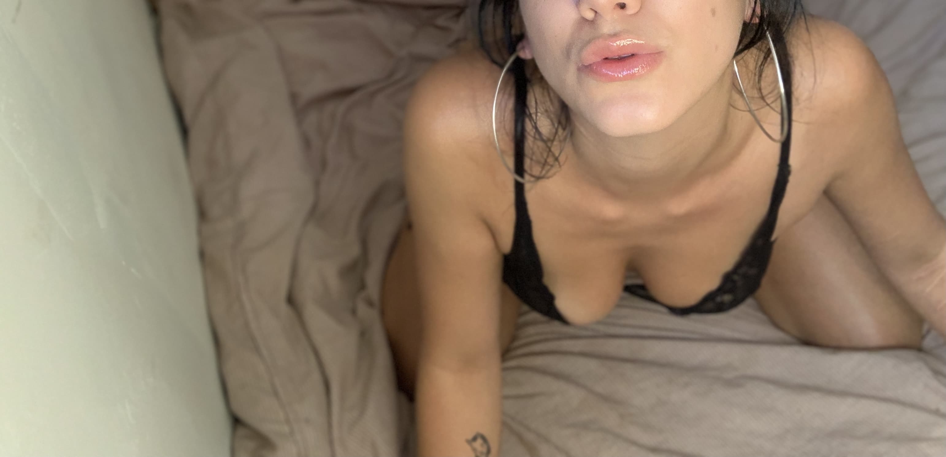 m i k banner image