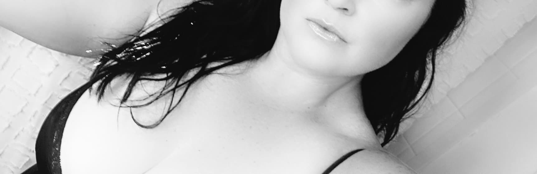 Lady Kinsey banner image