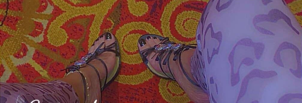 Elegant steps 👣🫦 banner image