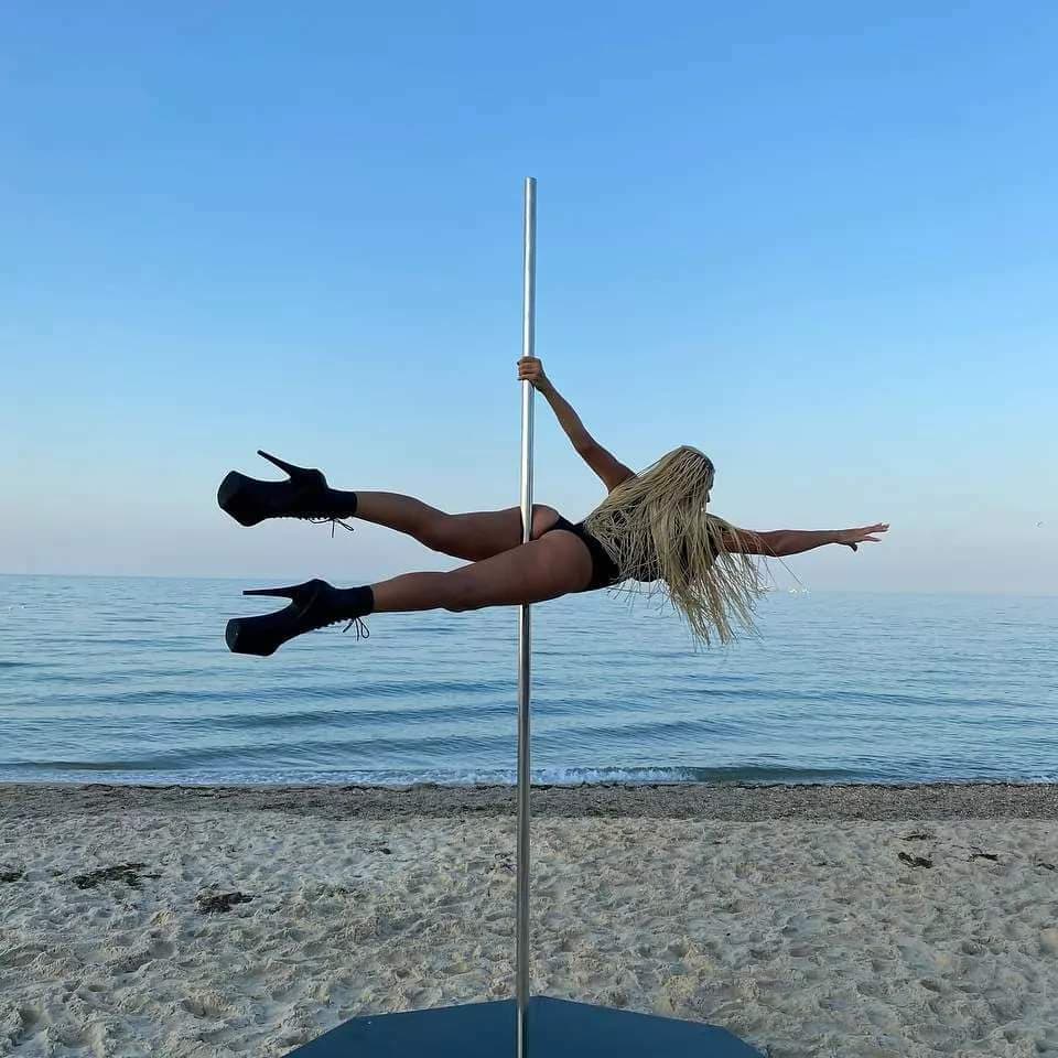 Long Legs banner image
