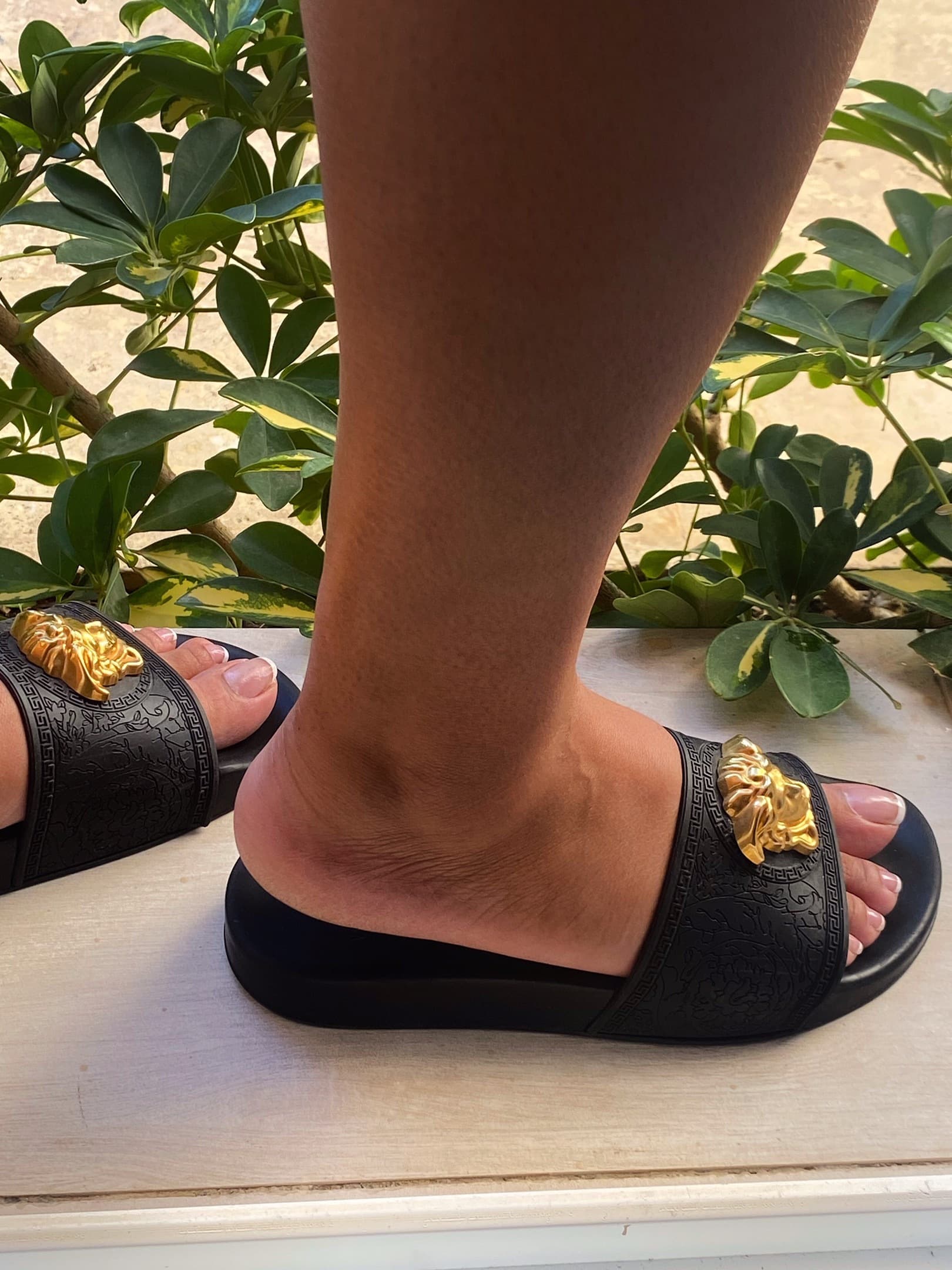 Tinaprettyfeet banner image