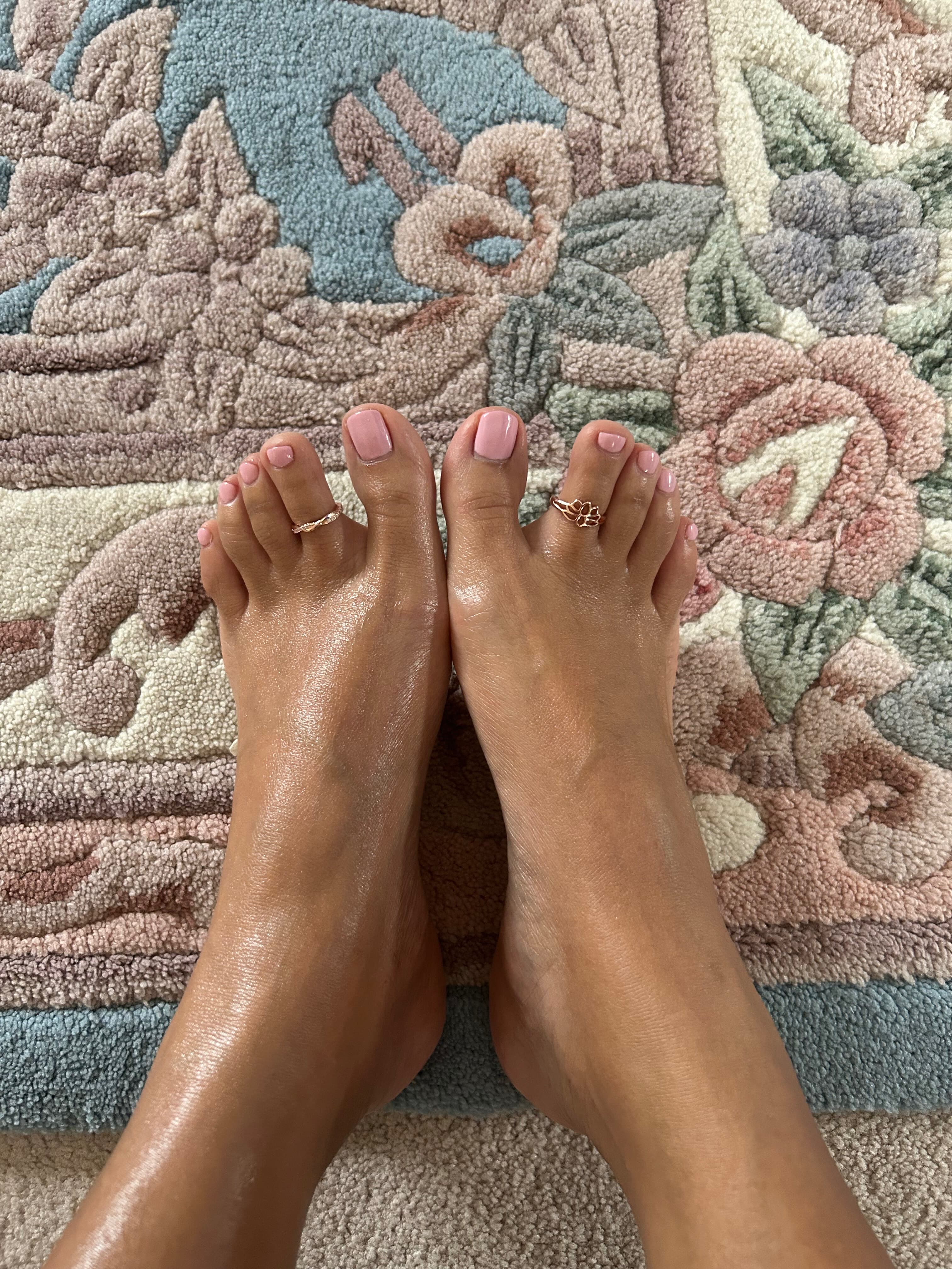 SexySweetAsianFeetđ banner image