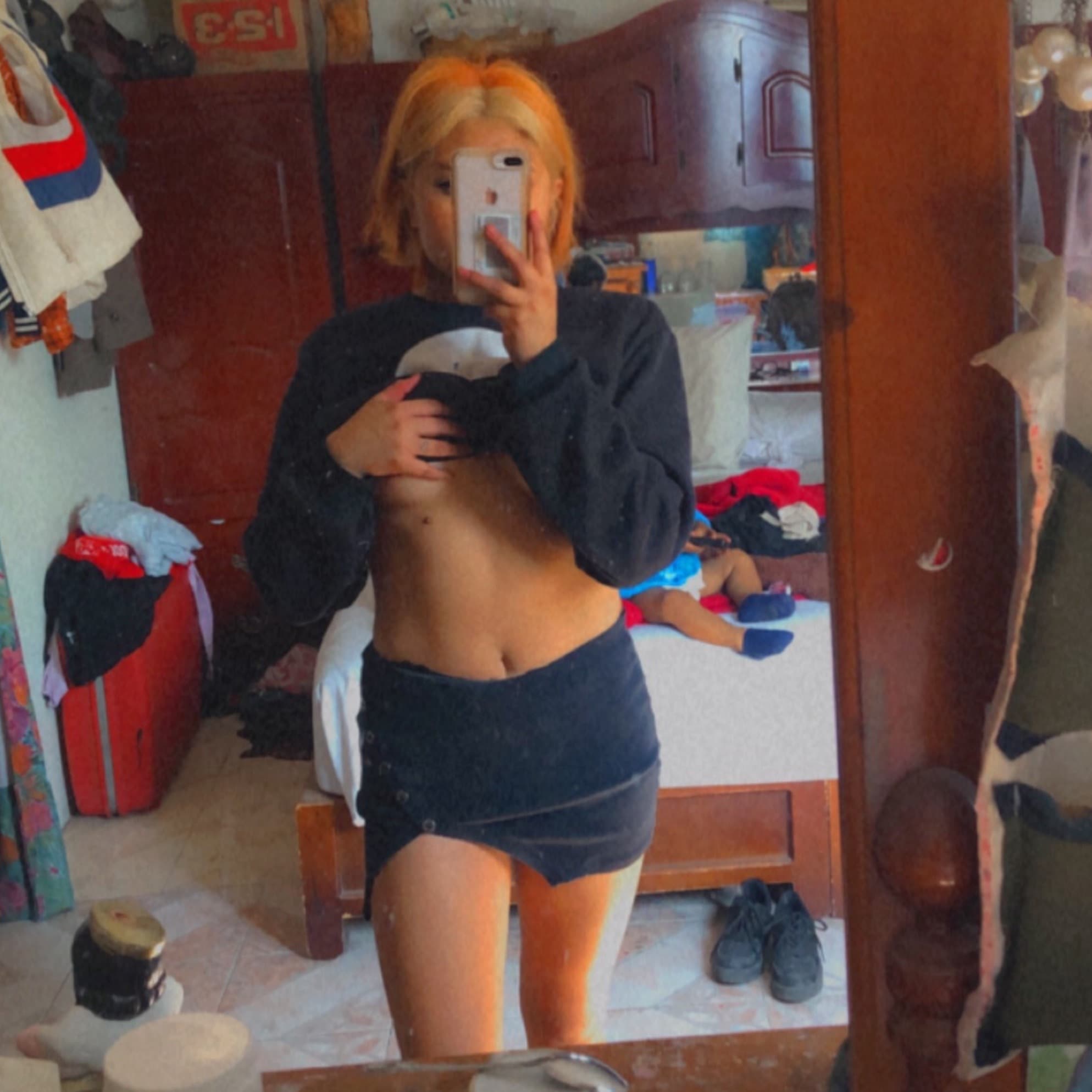 Vicky😈 banner image