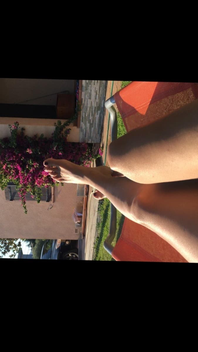me and my feet banner image