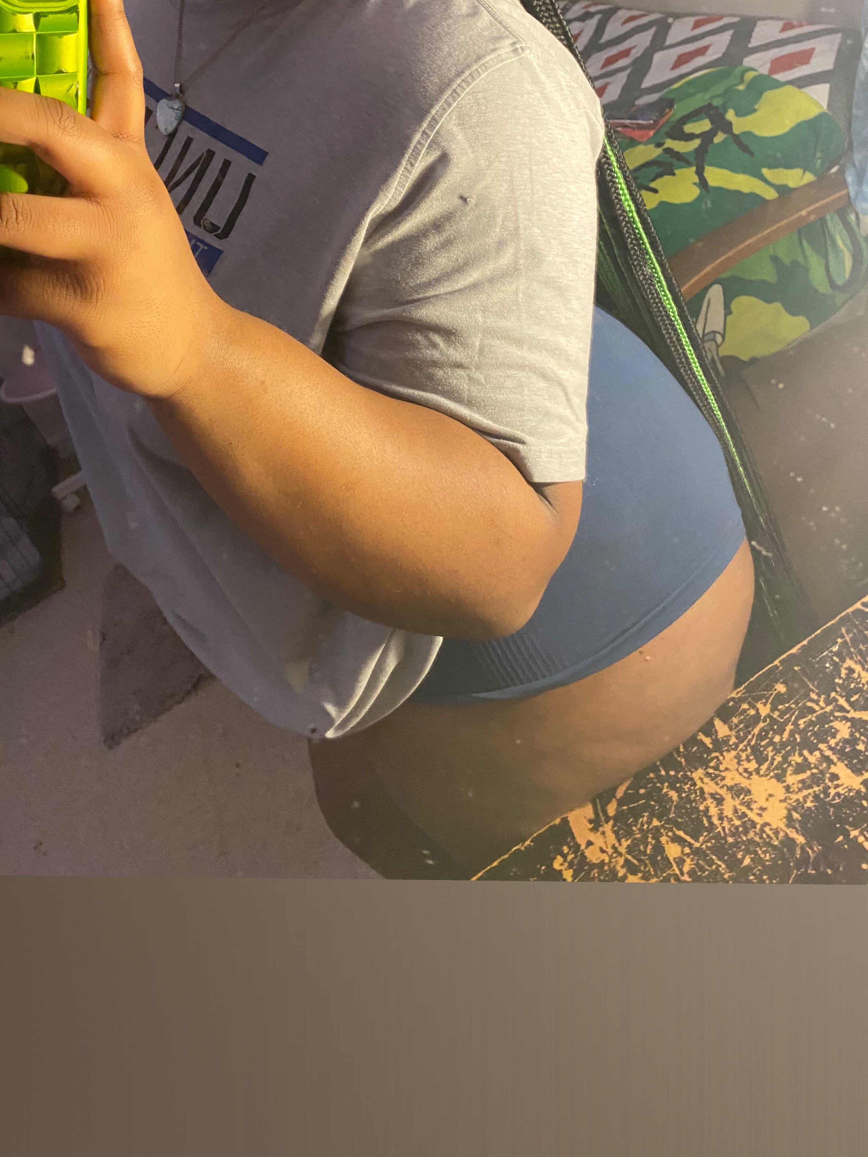 nique2thicc banner image