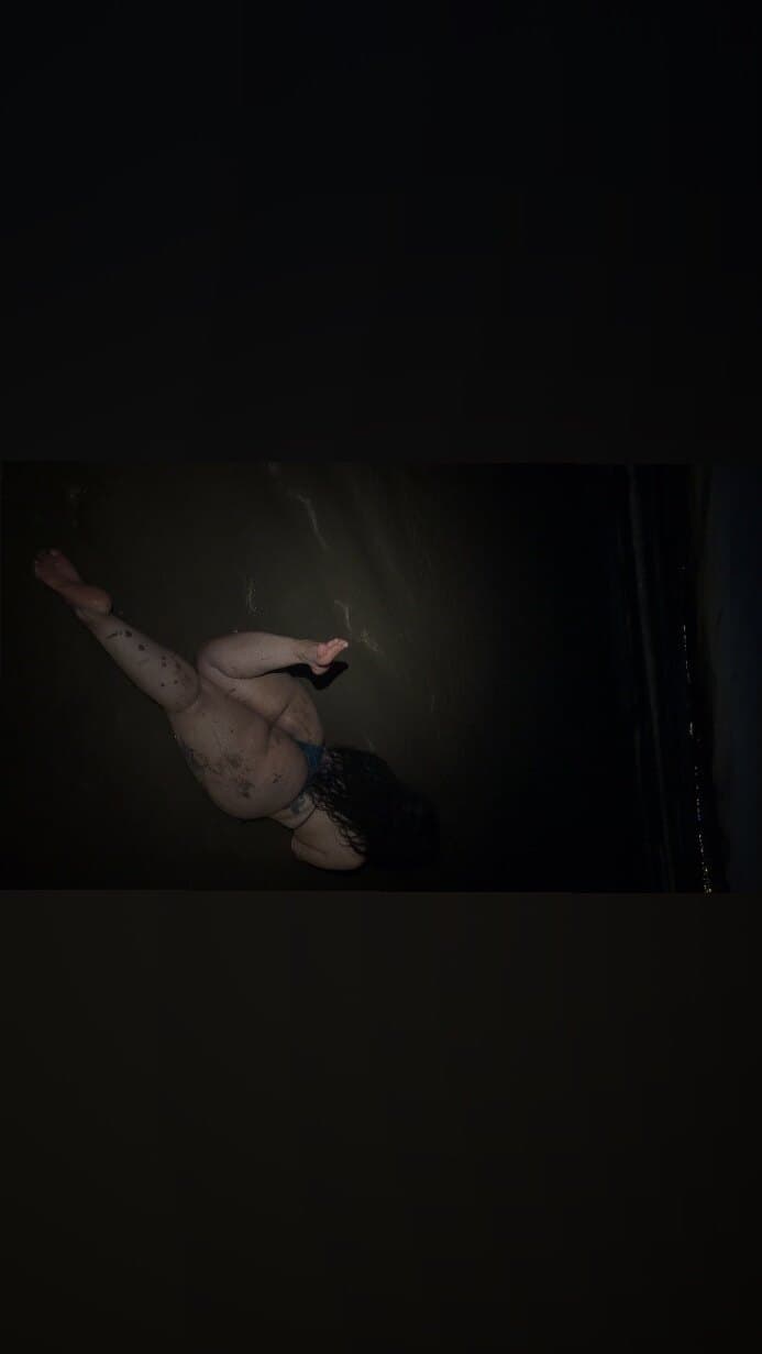 🤭La Reina 🍑 nalgonas 💦🥵 banner image