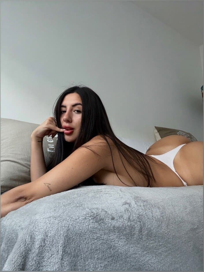 Hot Bunny 🎀 banner image