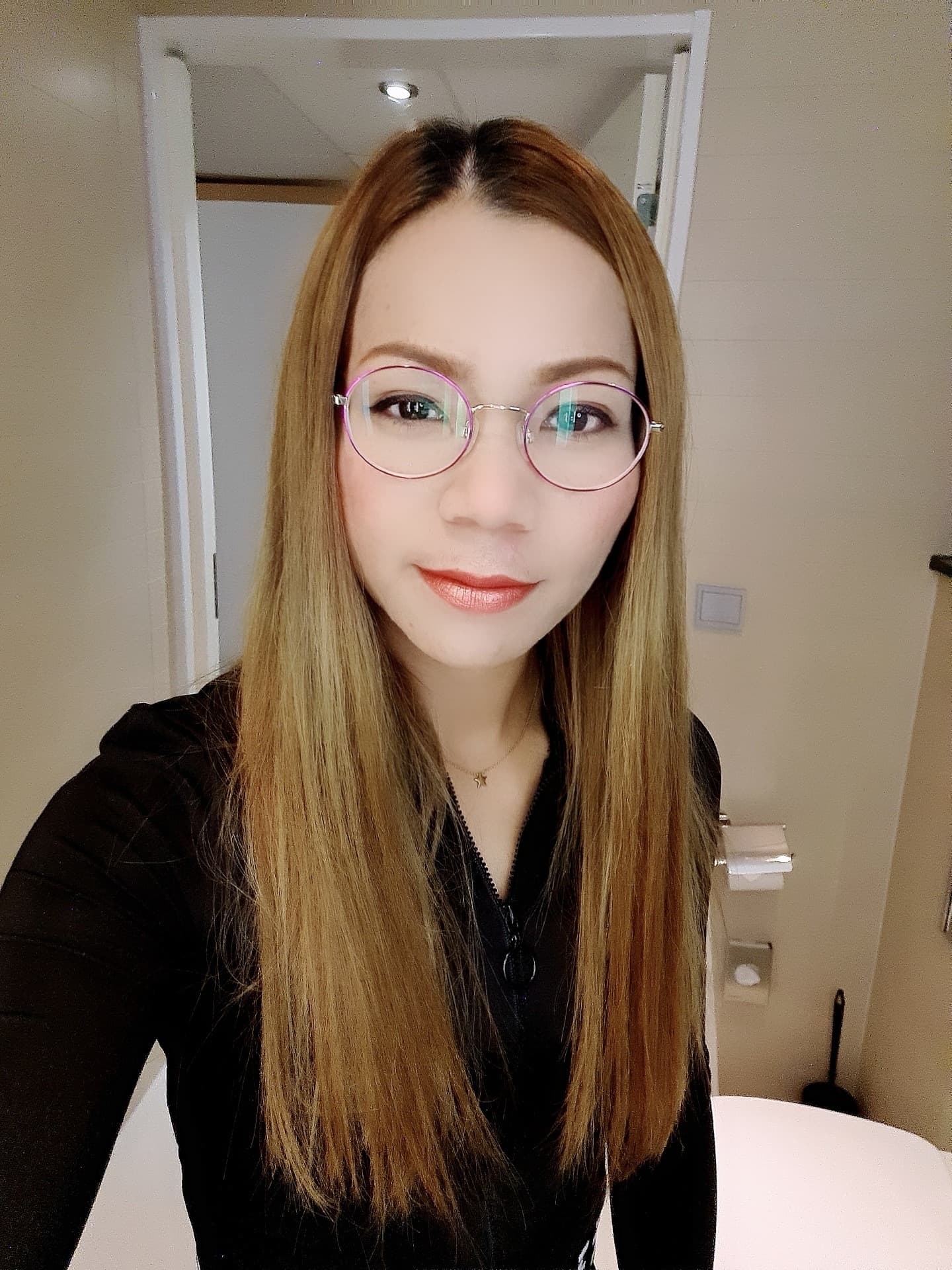 Thai girl banner image