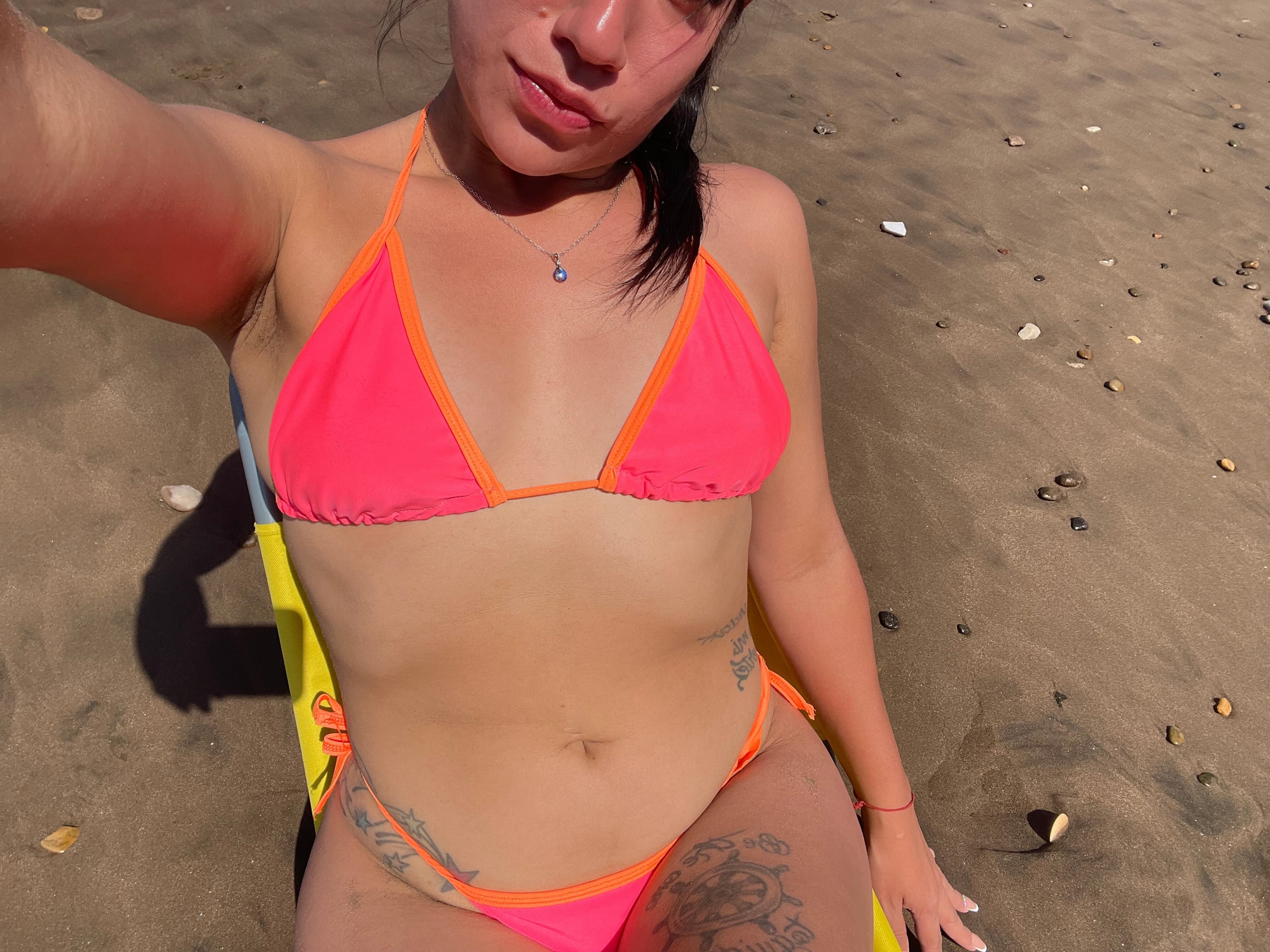 Your ragazza! ! ! 😈 banner image