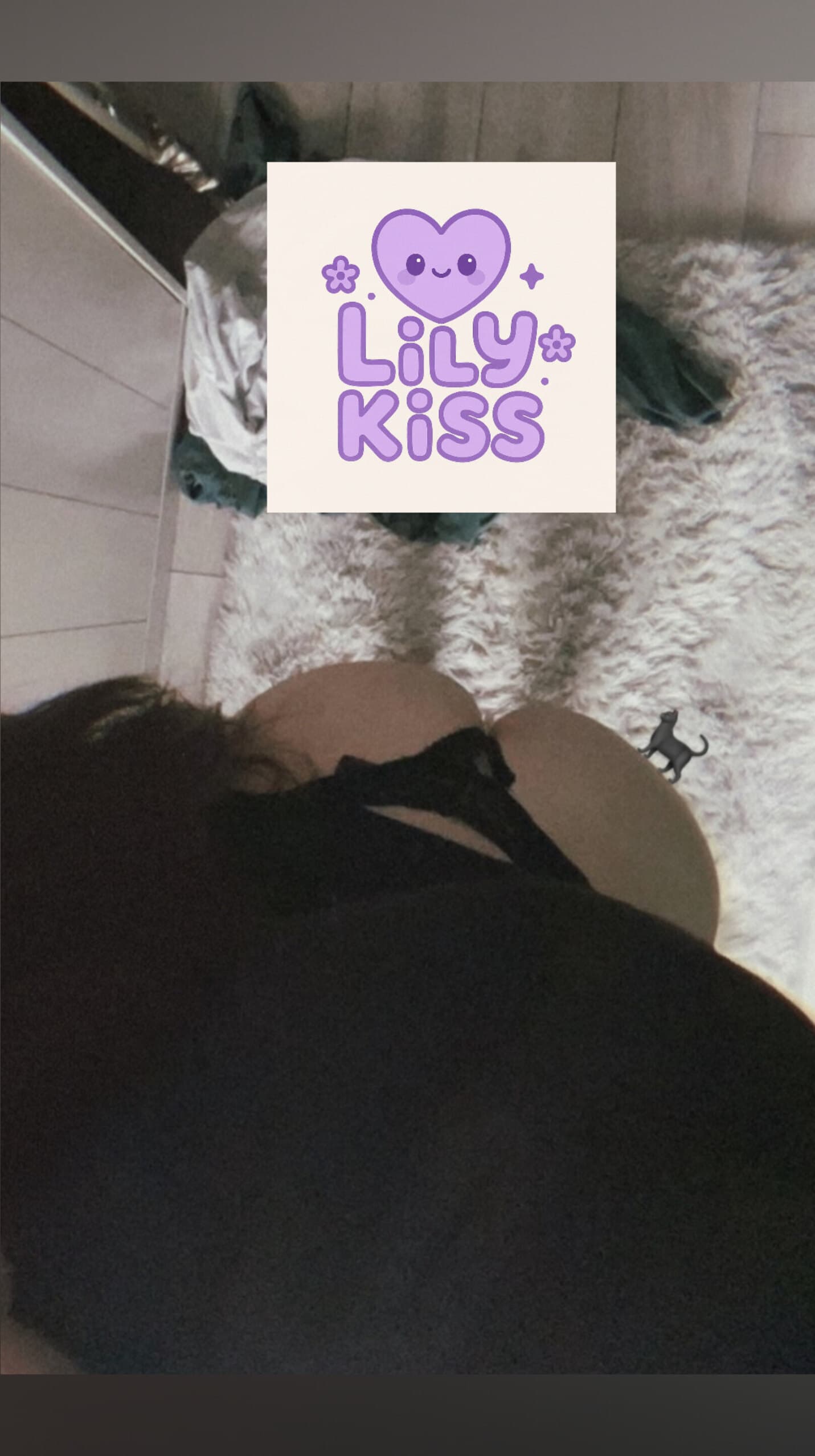 Lily Kiss banner image