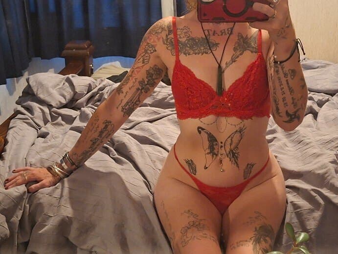 Brookey Bratty Girl 😈 banner image