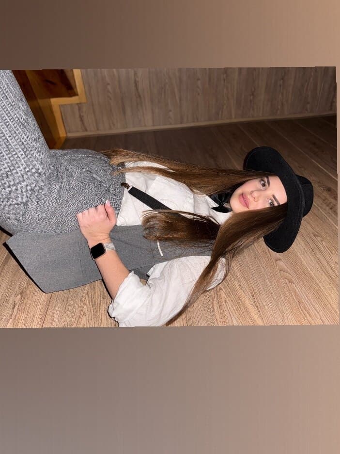 Hanna Rose 🌹 banner image