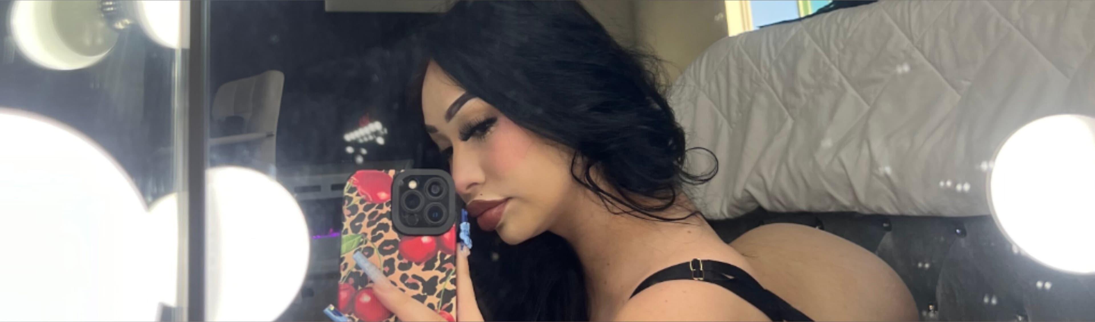 Josie Alesia banner image