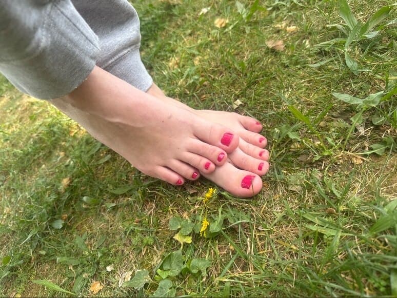Pretty Feet mami😉 banner image