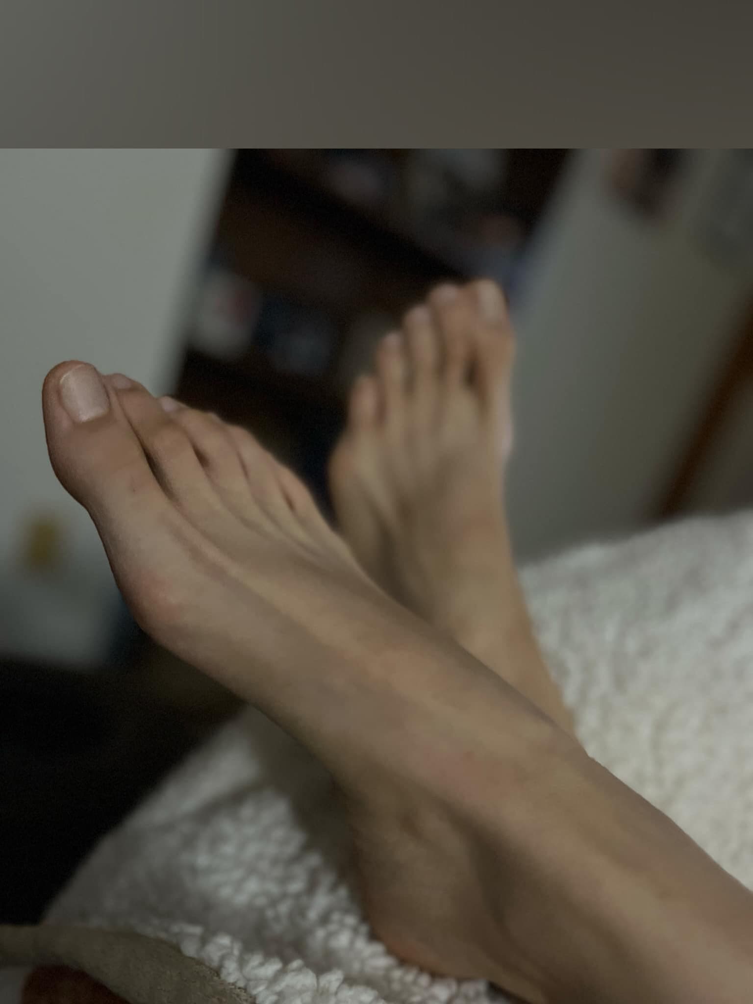 Yummy feet pictures banner image