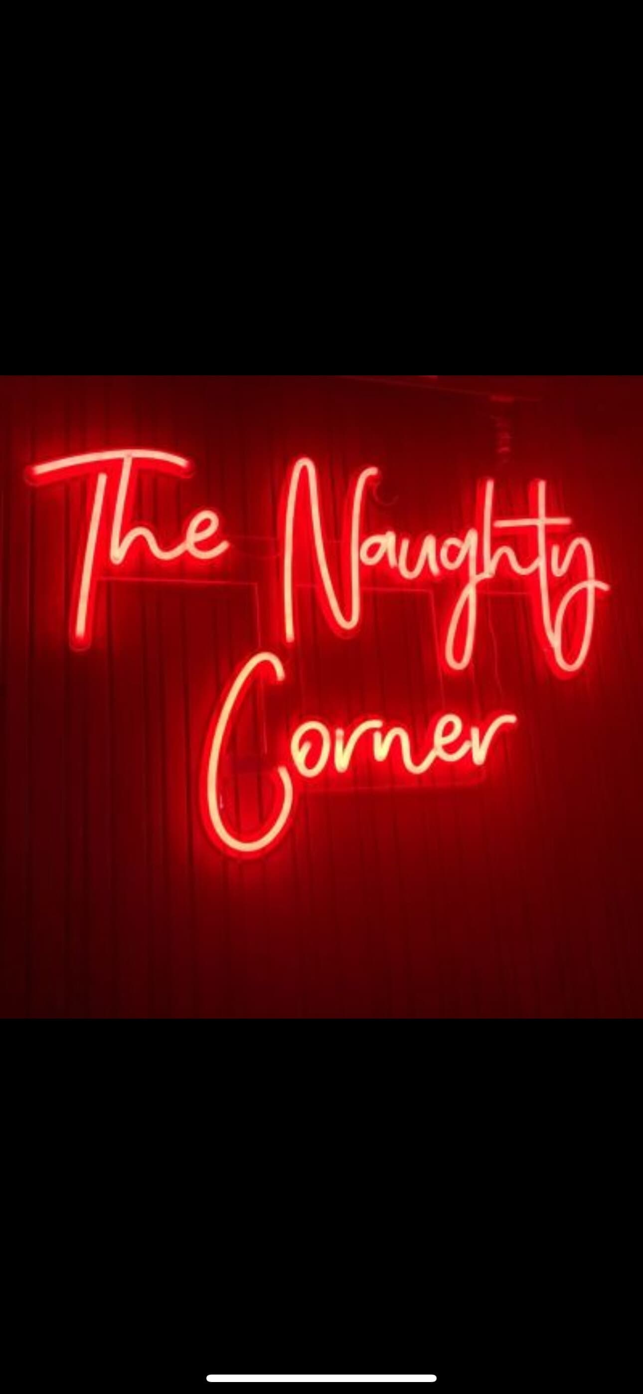 Internet Bae💋 banner image