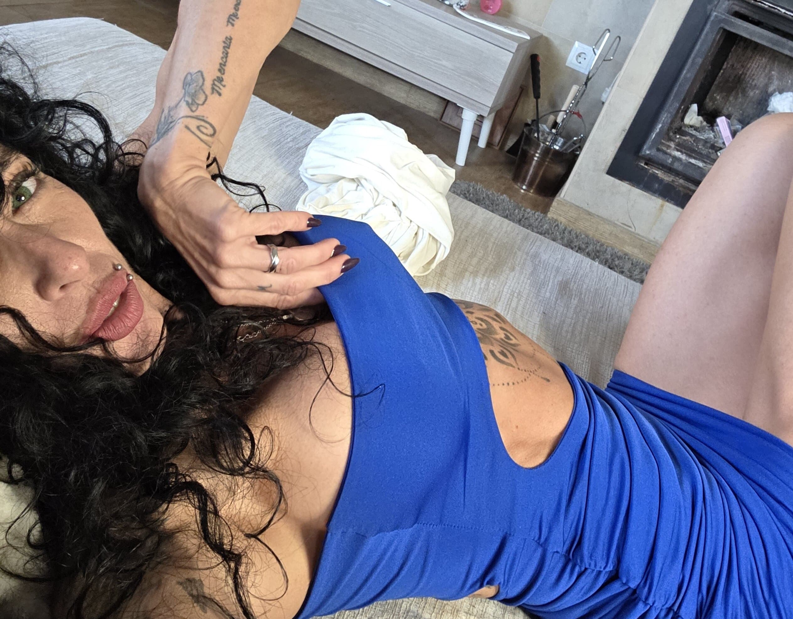 Vicky Morena Tattoo banner image