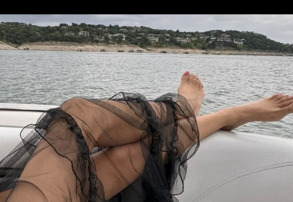 Goddess@LoveBareToes banner image