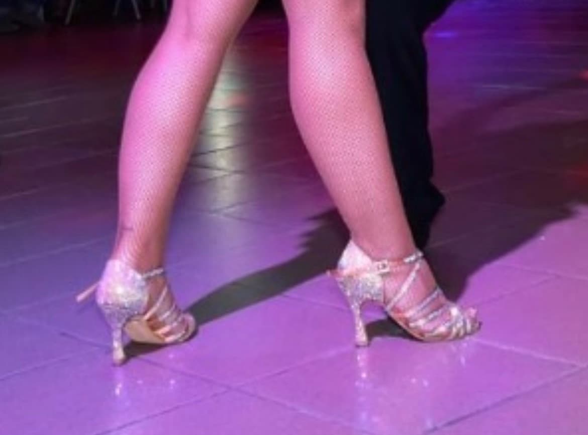 RabbitHoleFeet banner image