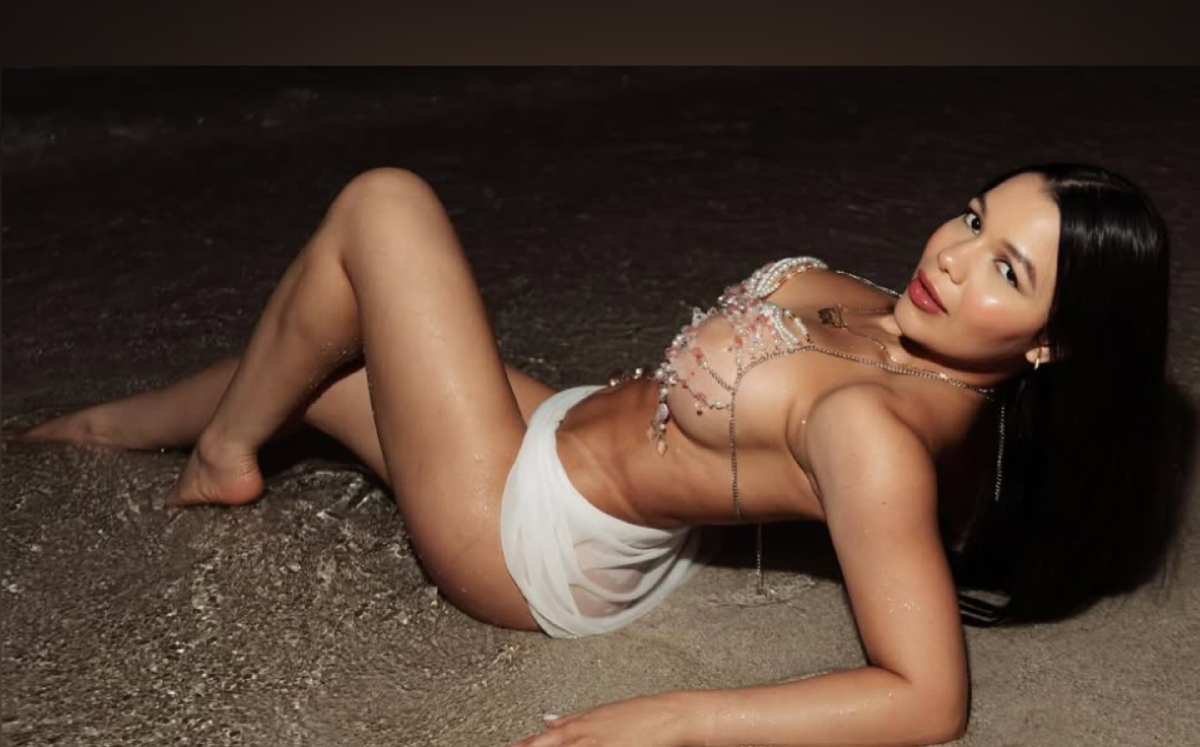 Andrea π Your Latina Obsession banner image