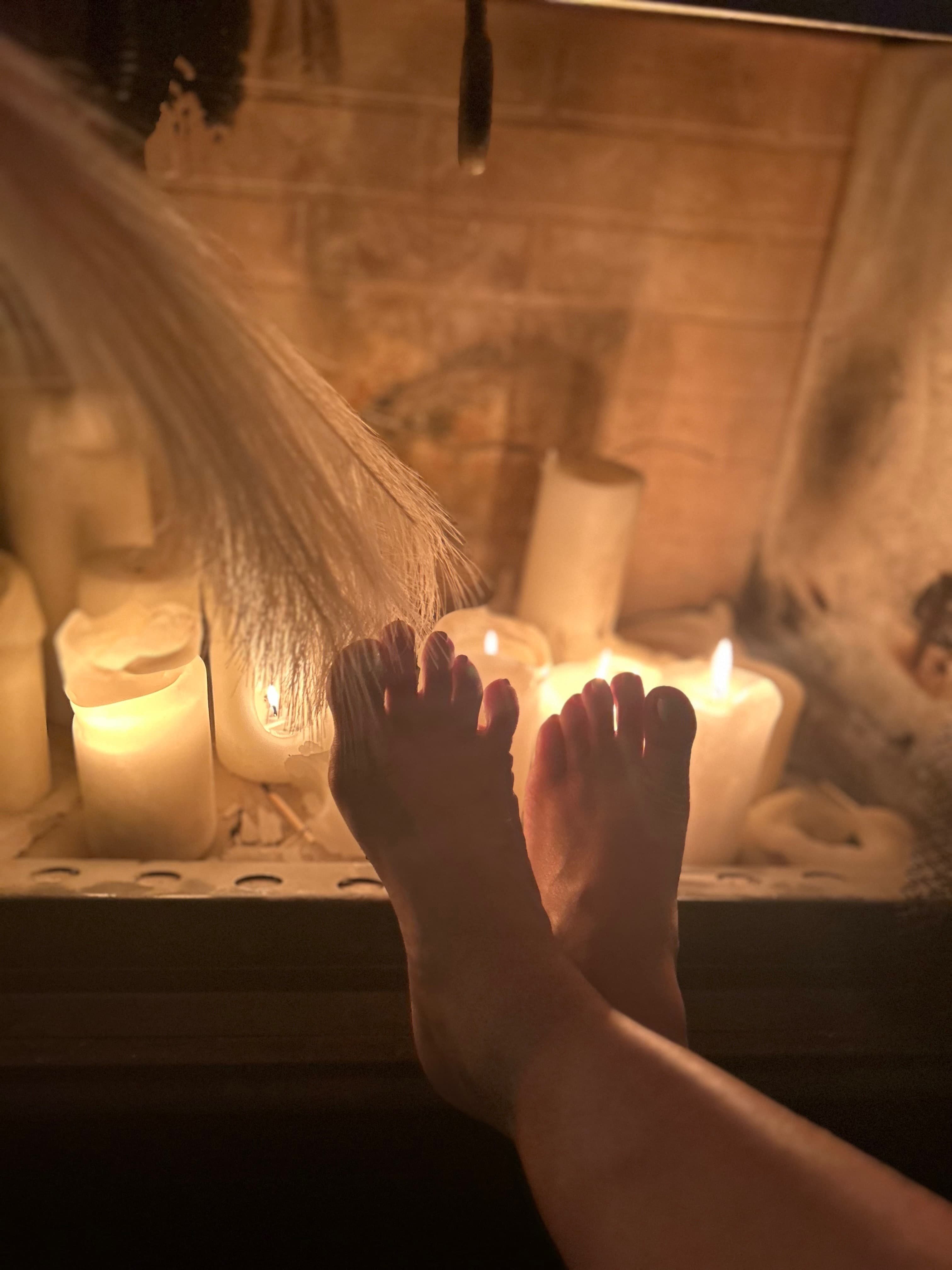 Teeny Toes banner image