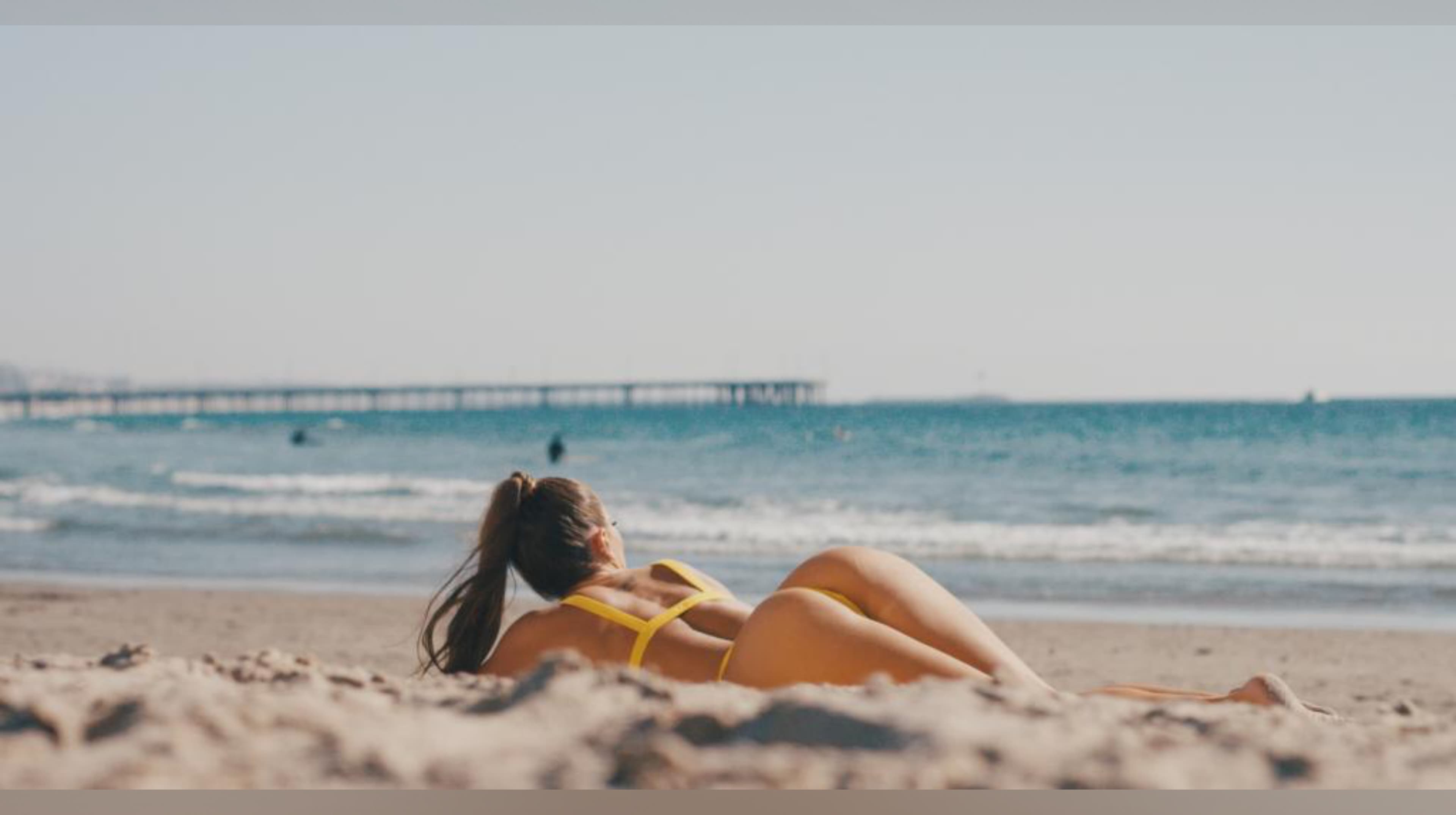 Abigail Mac’s Free Page banner image