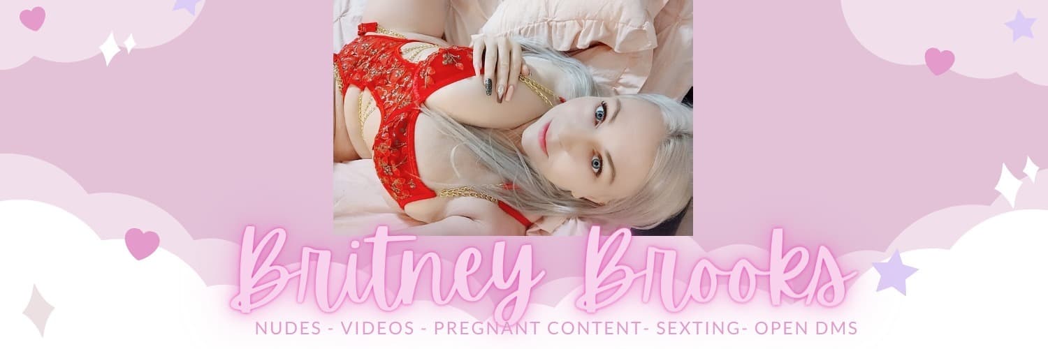 Britneyathome 💋 MI LF next door! 🍑 banner image